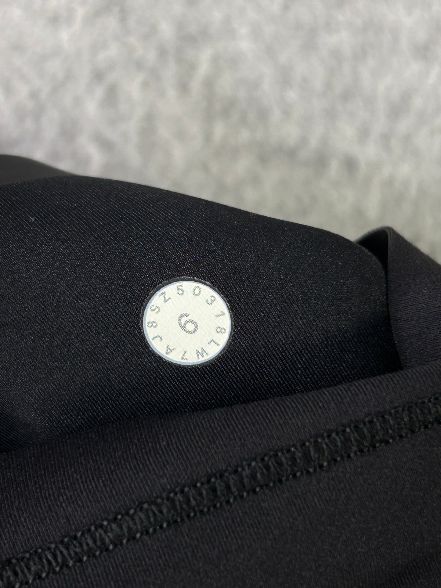 Lululemon In Movement Short Everlux 2.5" Size 6 Black