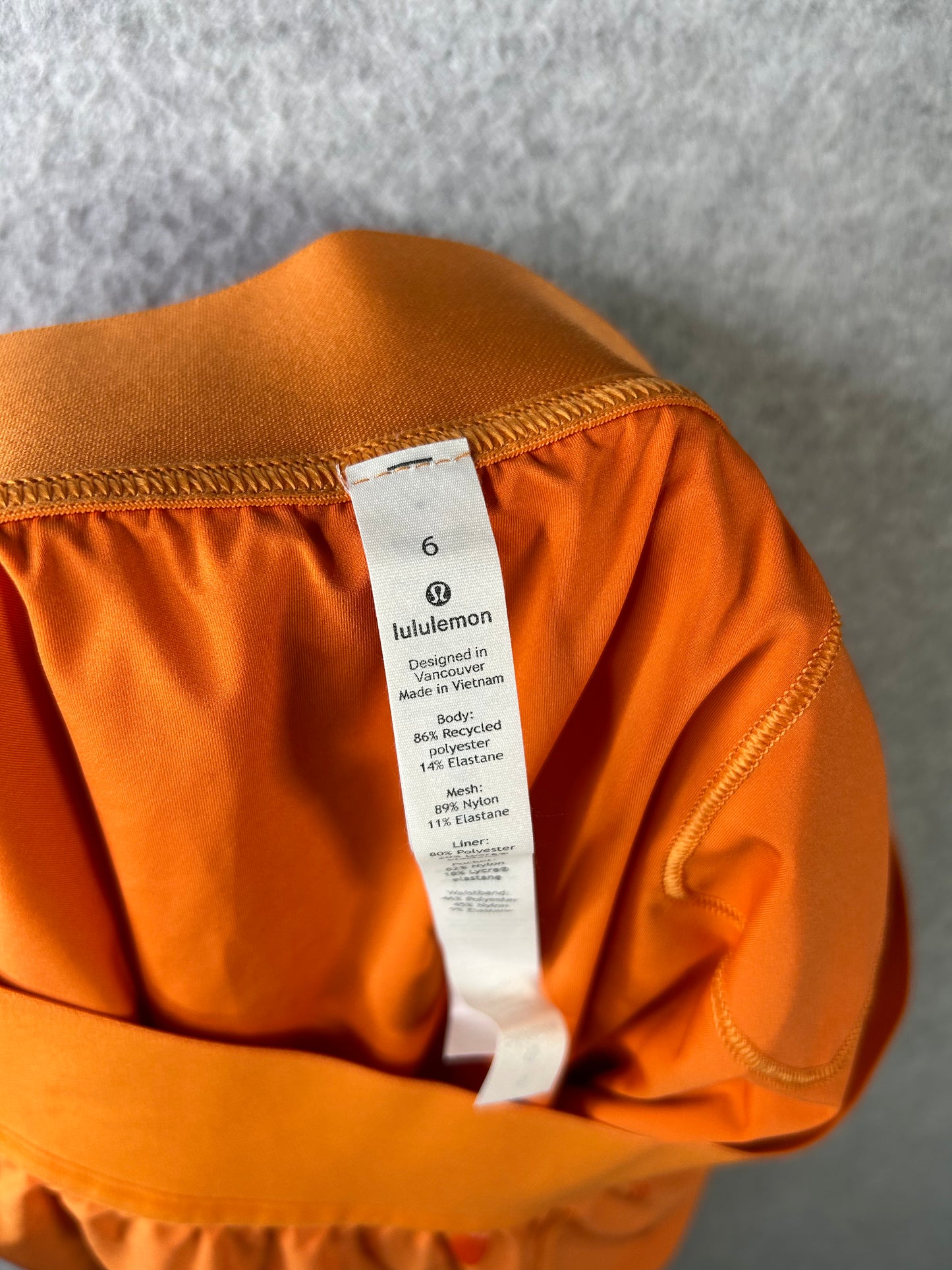Lululemon Hotty Hot Short 4" Logo Size 6 Poco Logo Foil Amber Orange
