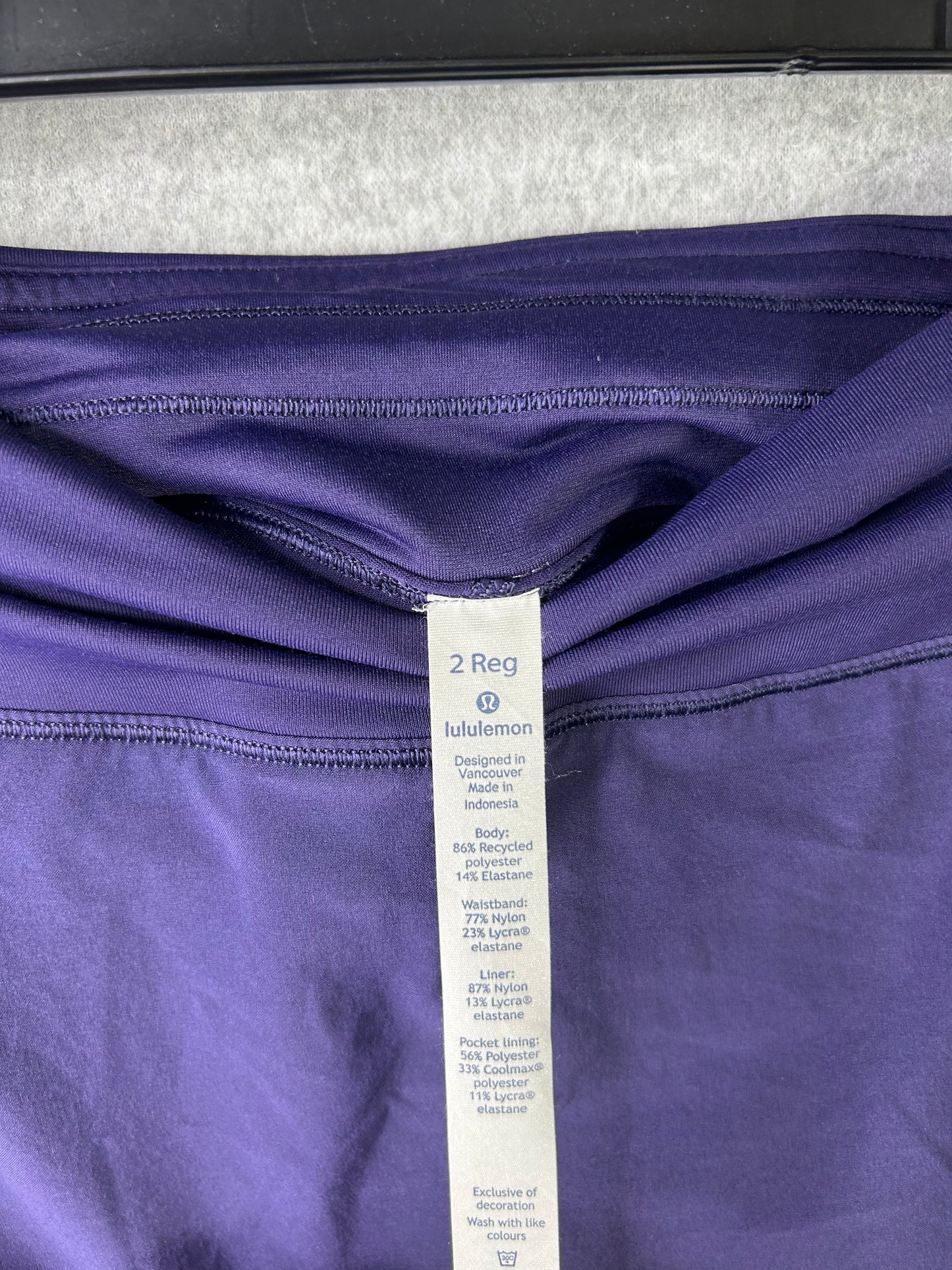 Lululemon Circuit Breaker Skirt II 13" Size 2 Aeon Purple