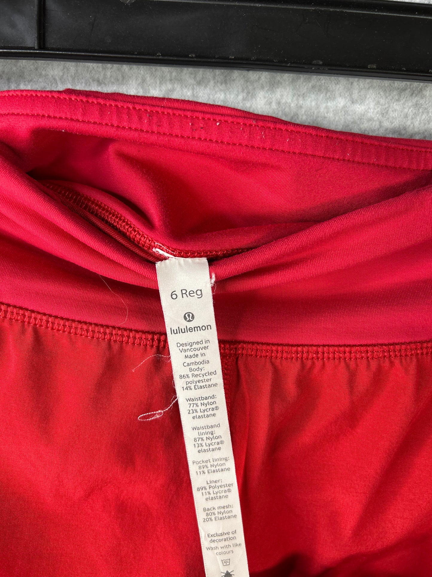 Lululemon Speed Up Short 2.5" Size 6 Dark Red