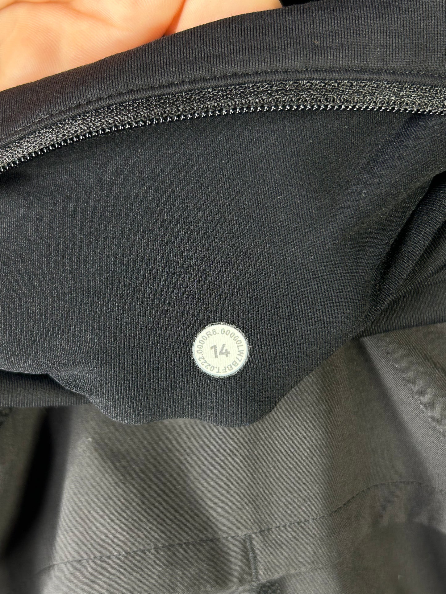 Lululemon Speed Up Short Long High-Rise 4" Size 14 Black