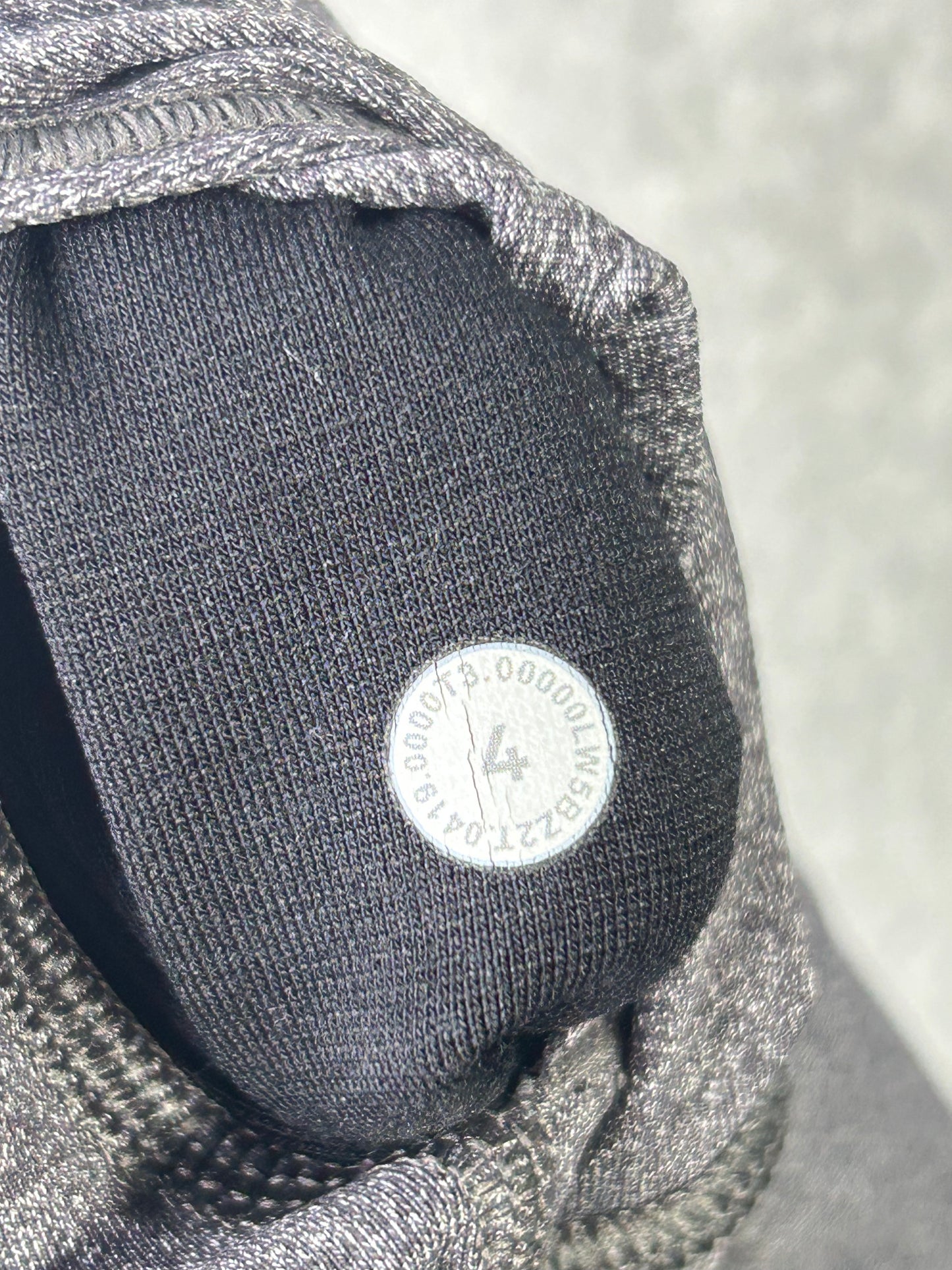 Lululemon Wunder Under High-Rise Tight 32" Luxtreme Size 4 Heathered Black