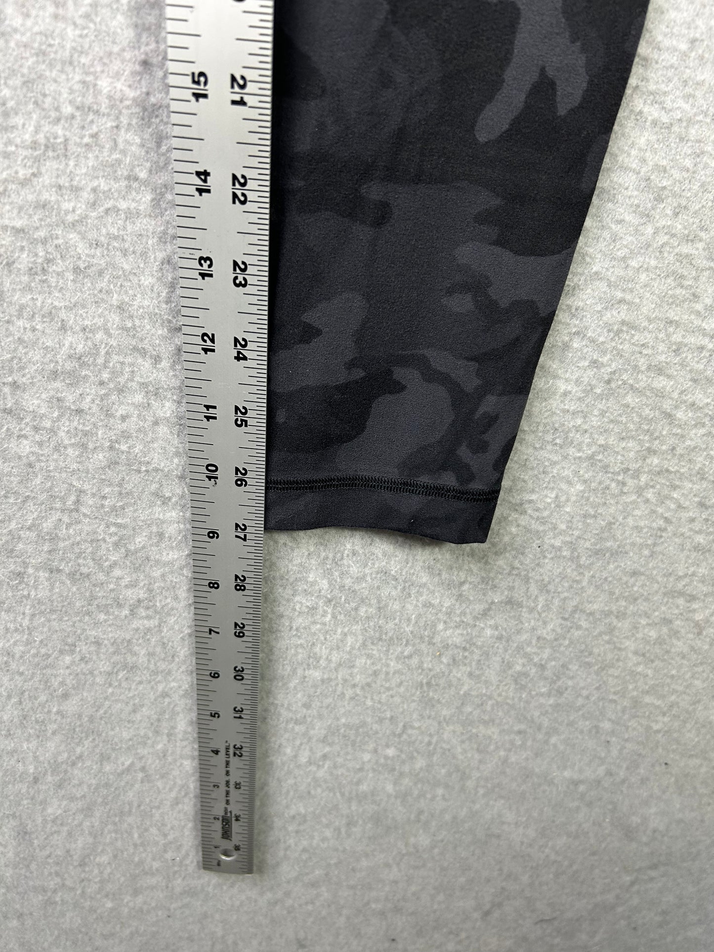 Lululemon Align Pant II 27" Size 4 Incognito Camo Multi Grey
