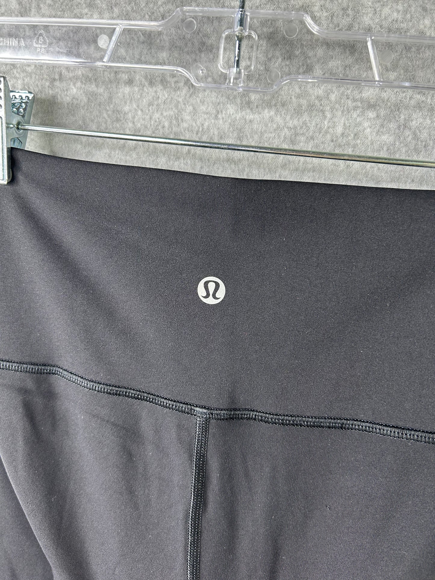 Lululemon Wunder Under Crop High Rise Full-On Luxtreme 21" Size 2 Black