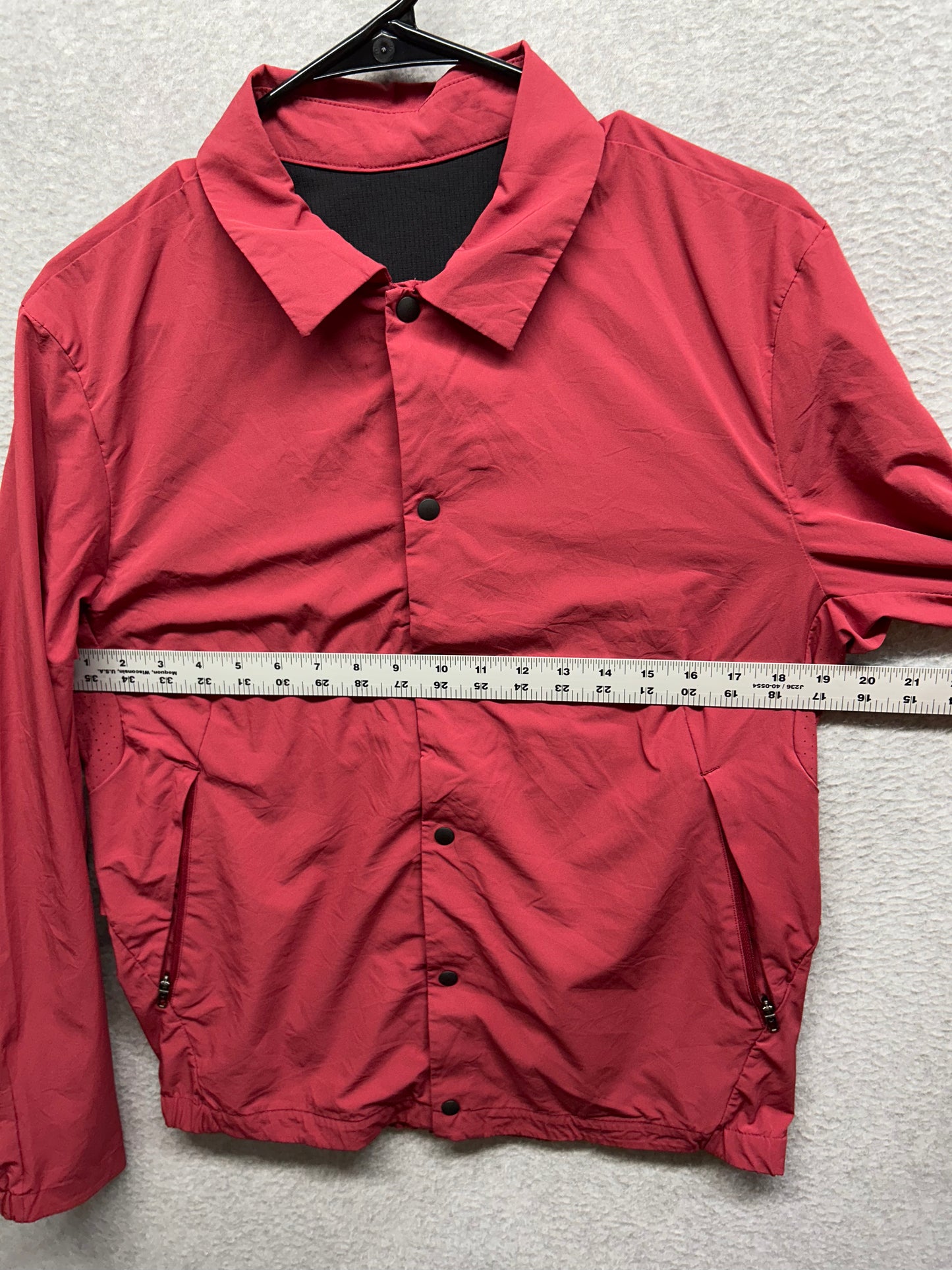 Lululemon Coaches Jacket Size M/L Oxblood