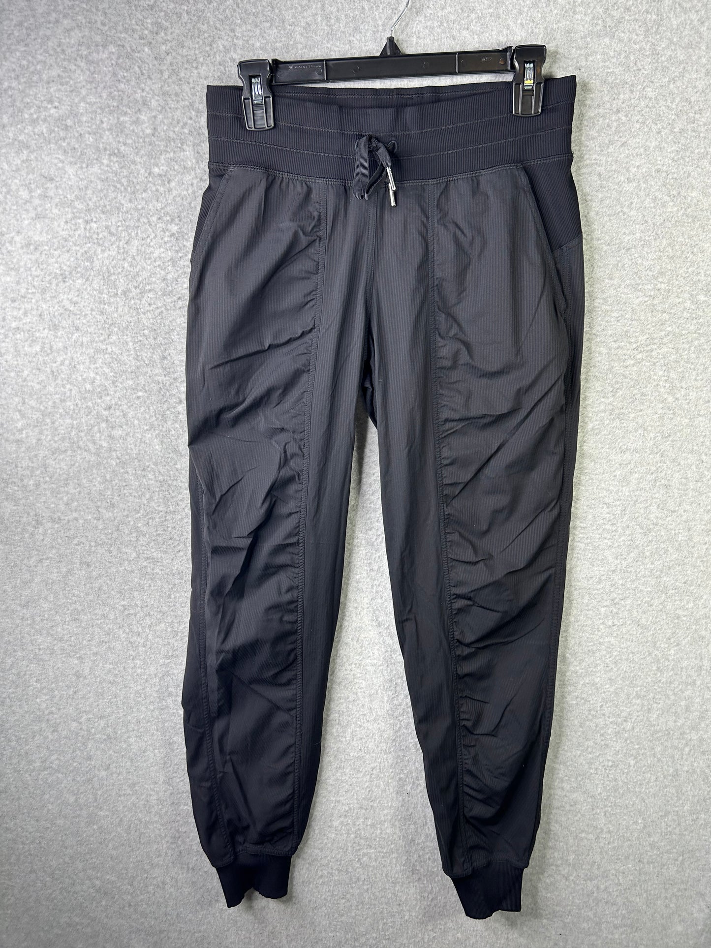Lululemon Dance Studio Mid-Rise Jogger Size 6 Black (Square Dot)