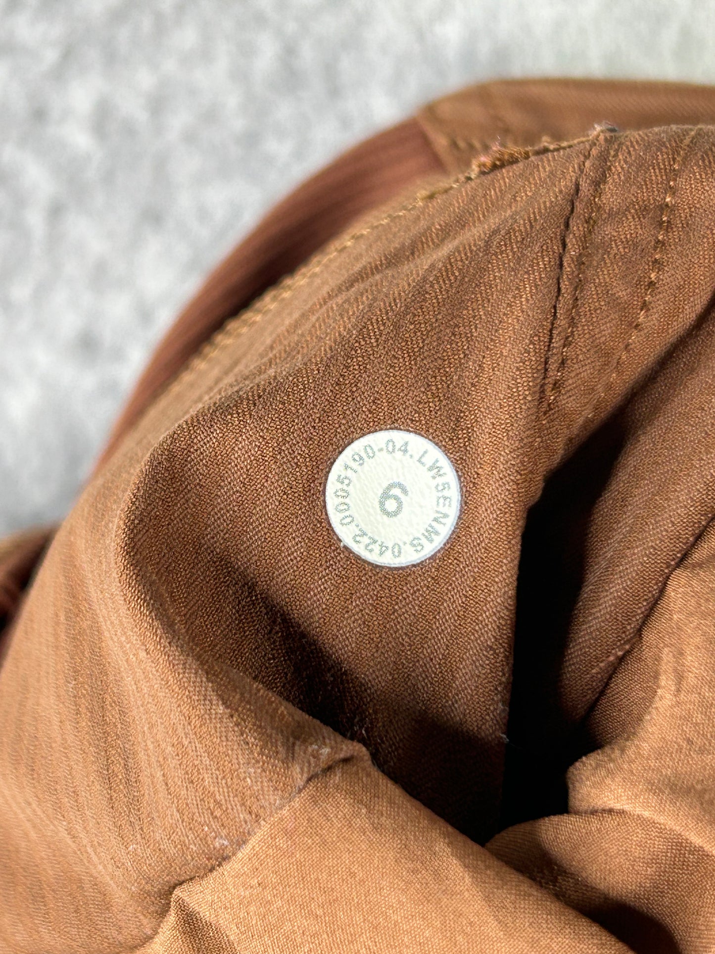 Lululemon Dance Studio Mid-Rise Jogger Size 6 Roasted Brown