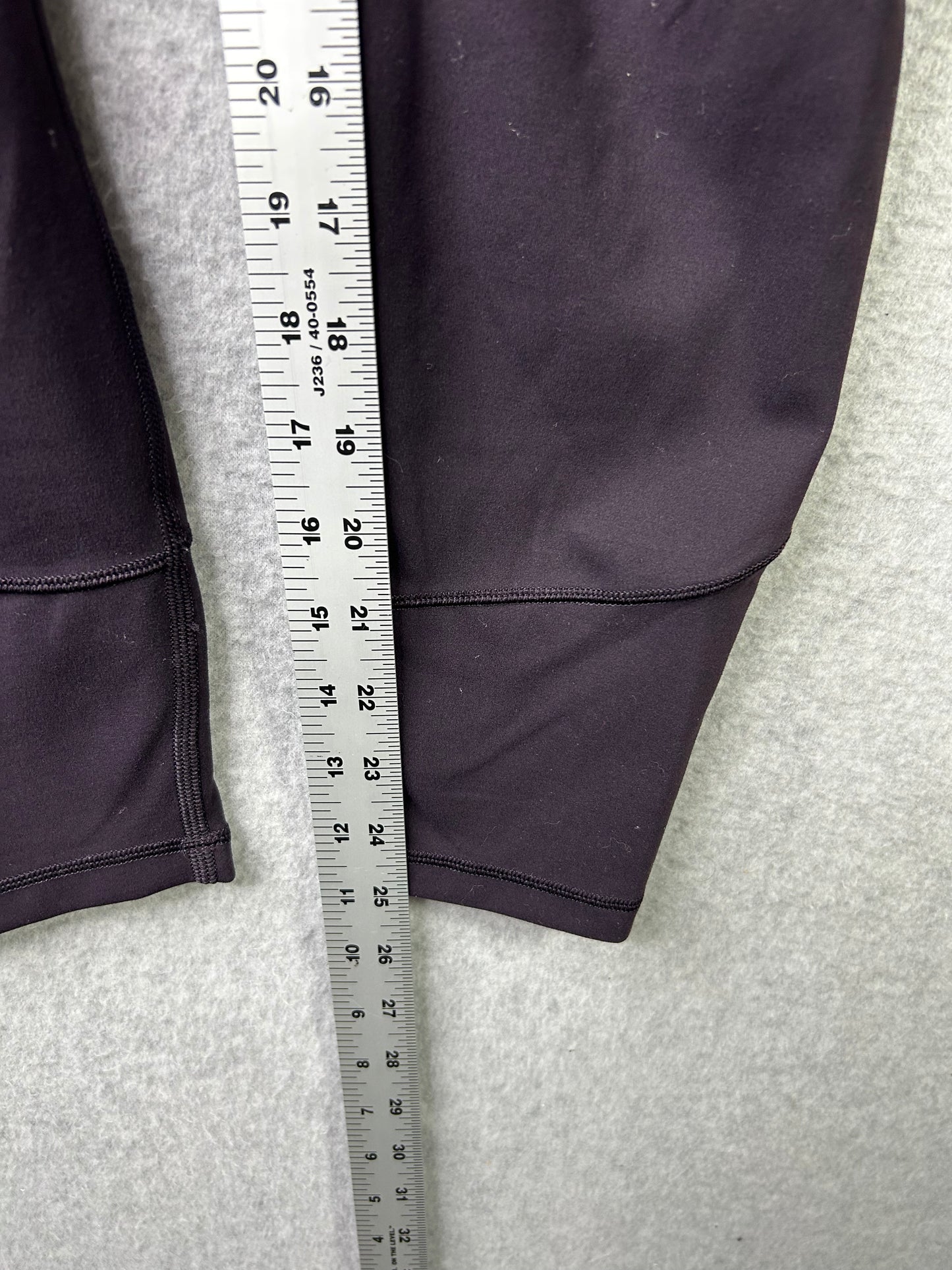 Lululemon In Movement 7/8 Tight Everlux 25" Size 8 Deep Phantom