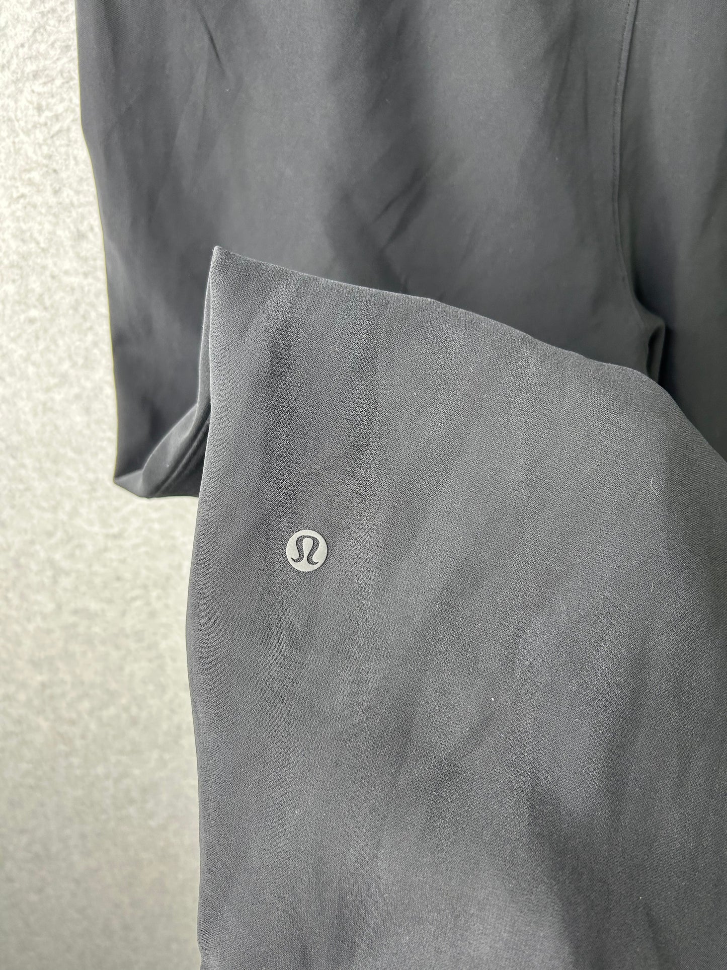 Lululemon On The Fly Pant Woven 28" Size 12 Black
