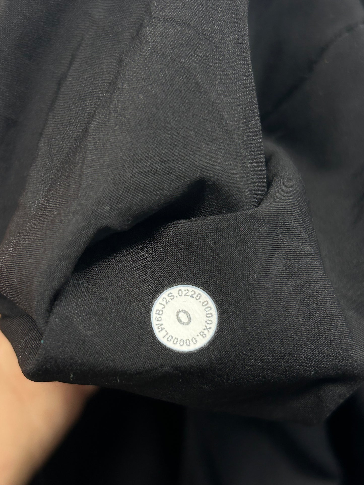 Lululemon On the Fly Crop 23" Size 0 Black
