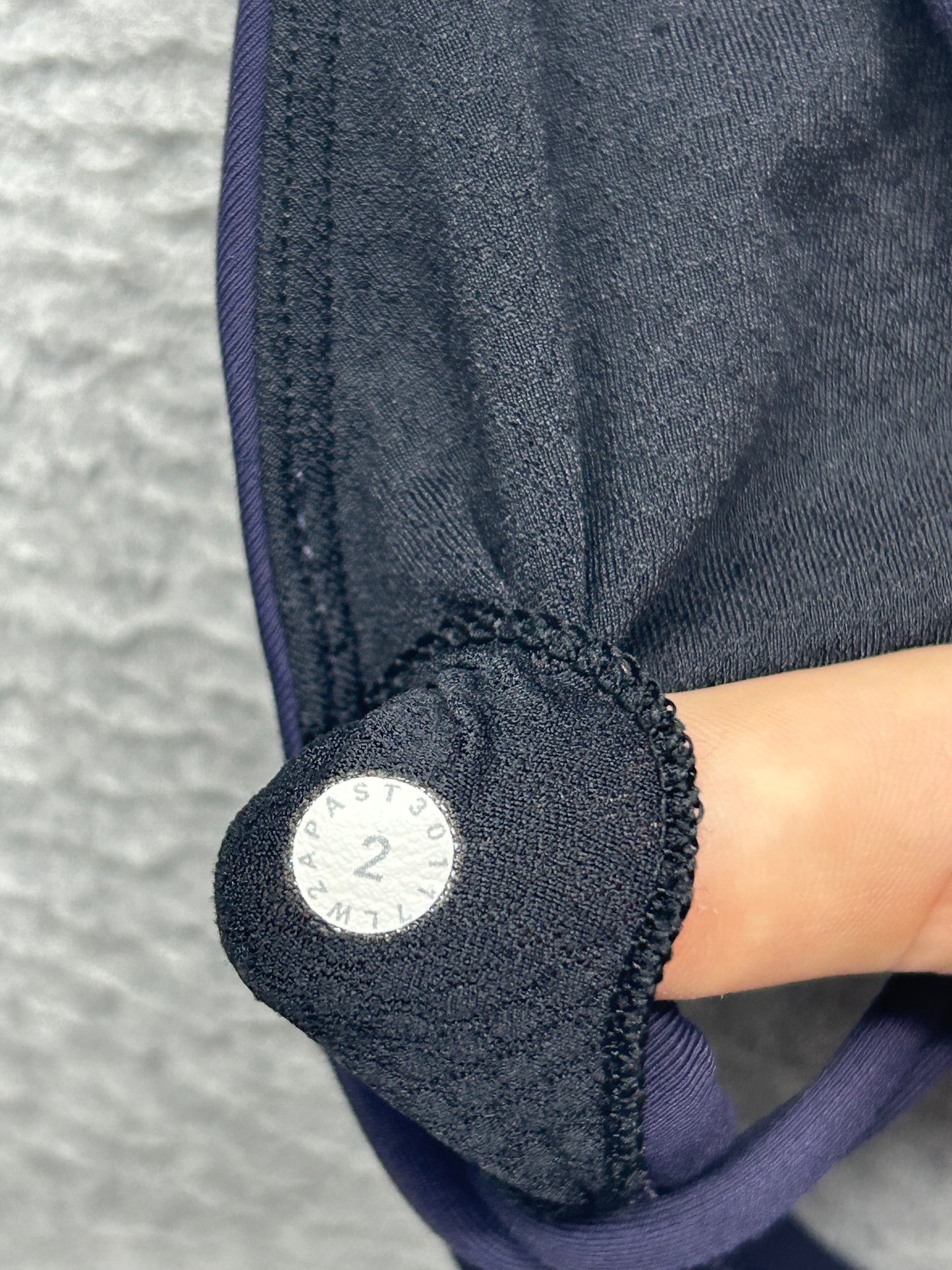 Lululemon Free To Be Bra Wild Size 2 Black Grape