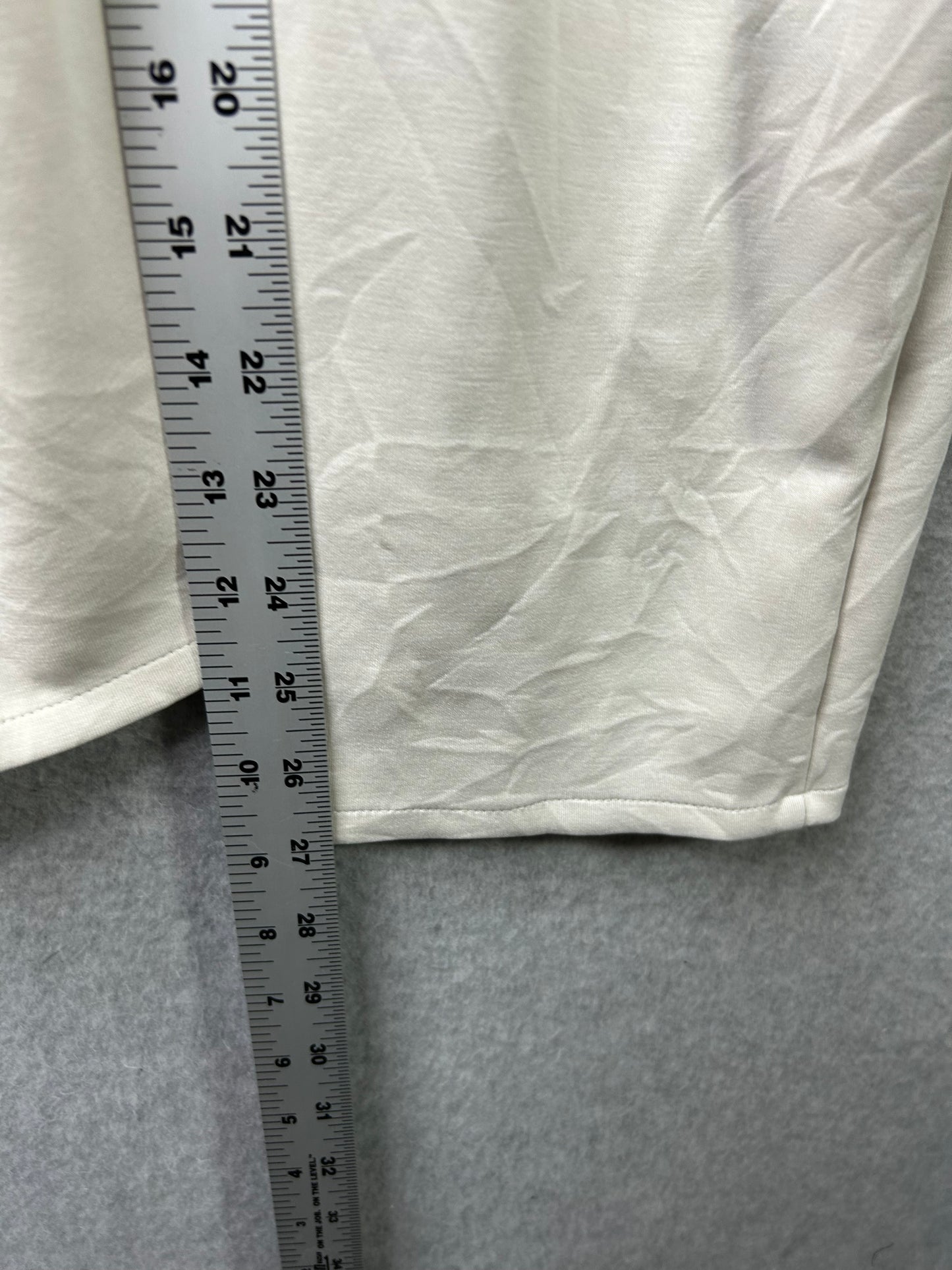 Lululemon Softstreme Relaxed High-Rise Pant Size 6 White Opal