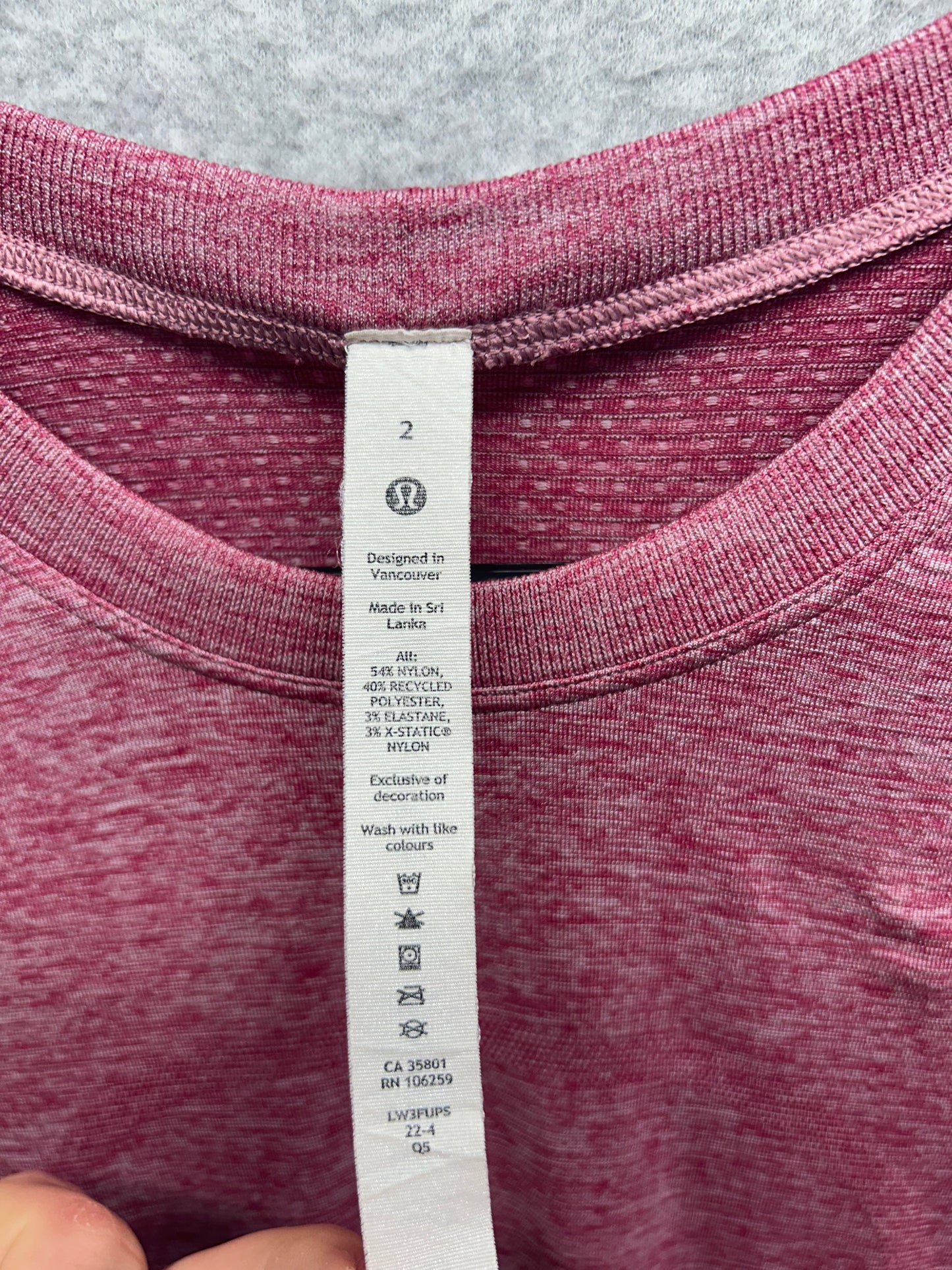 Lululemon Swiftly Relaxed-Fit Long Sleeve Shirt Size 2 Pomegranate