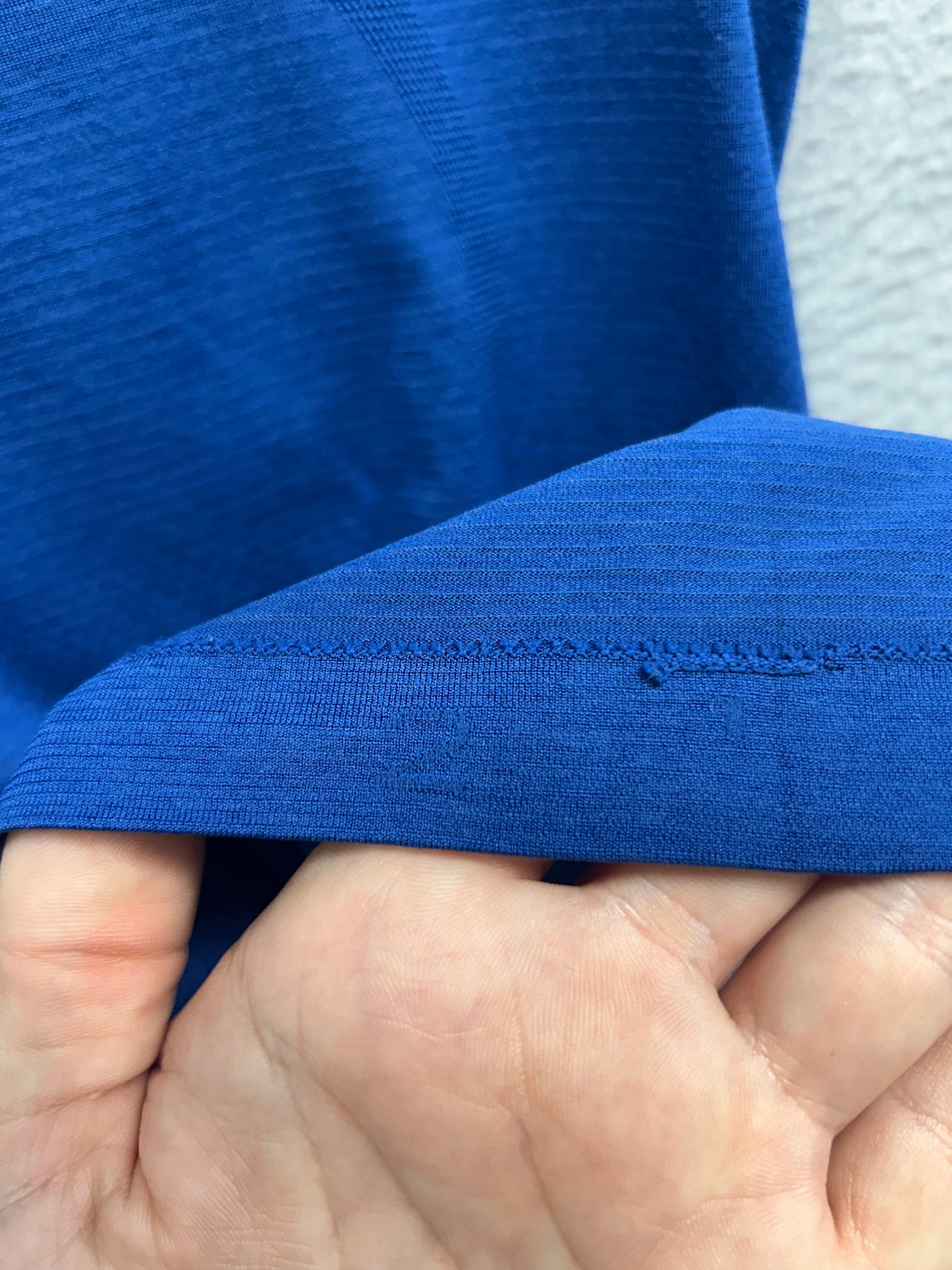 Lululemon Swiftly Tech Short Sleeve Shirt 2.0 Size 2 Blue