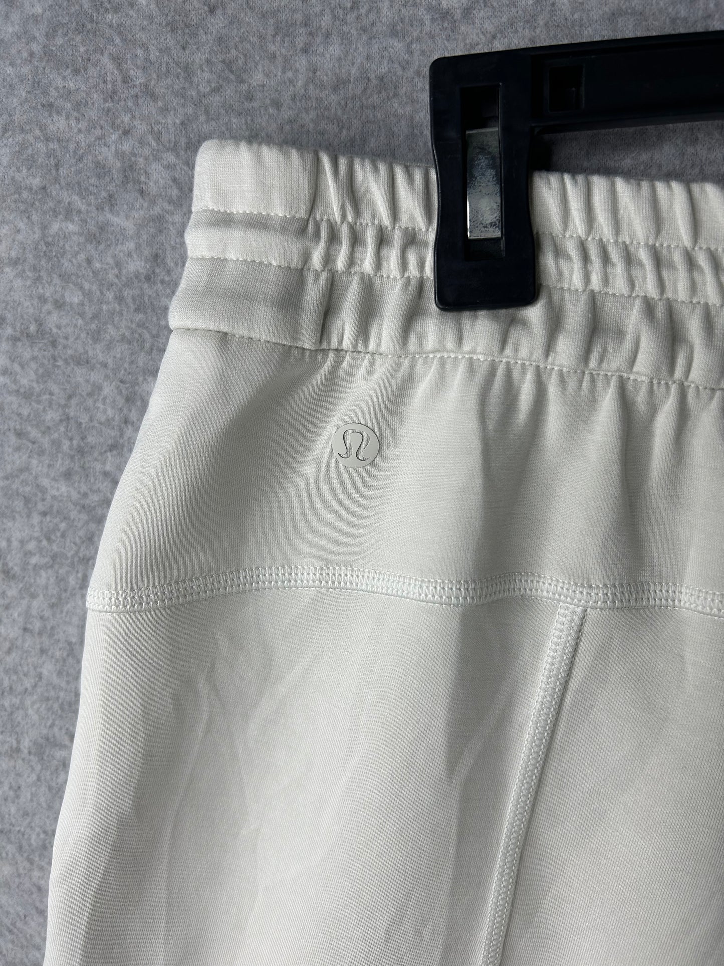 Lululemon Softstreme High-Rise Straight Leg Crop Size 14 White Opal (Square Dot)