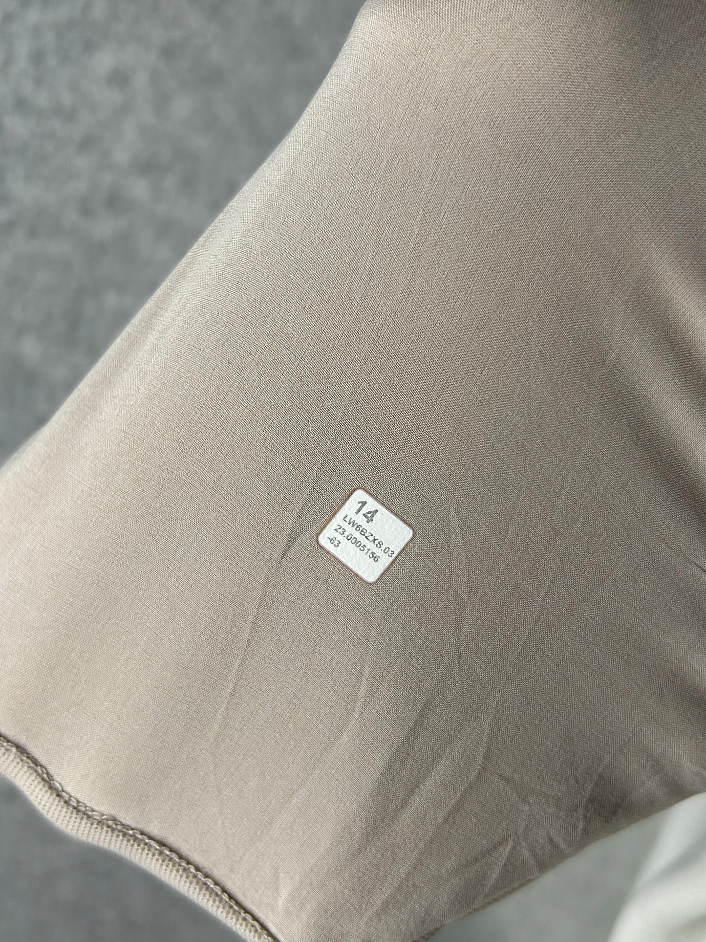 Lululemon Softstreme High-Rise Straight Leg Crop Size 14 White Opal (Square Dot)