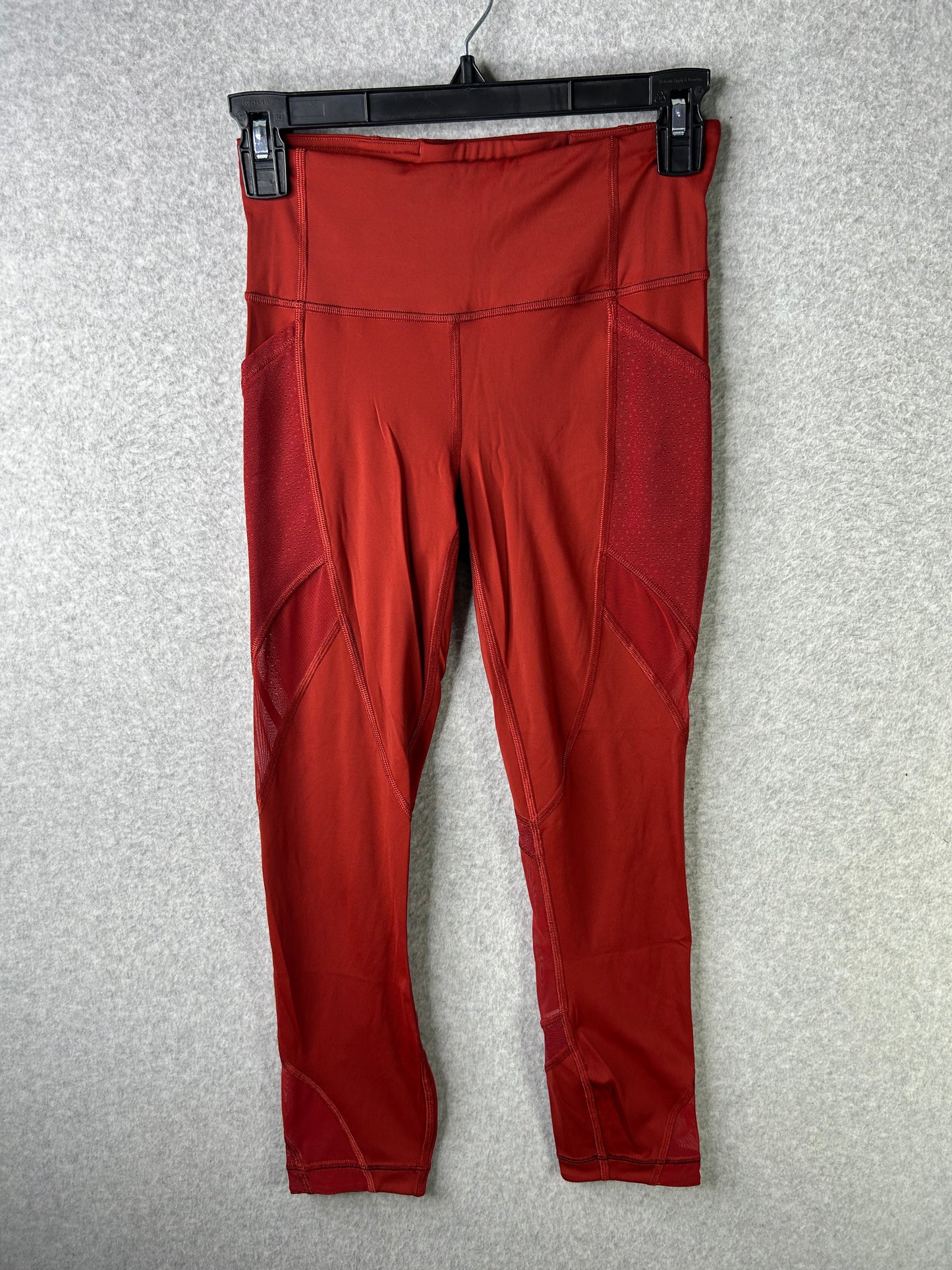 Lululemon Run Smoothly Crop 23" Size 4 Dark Sport Red