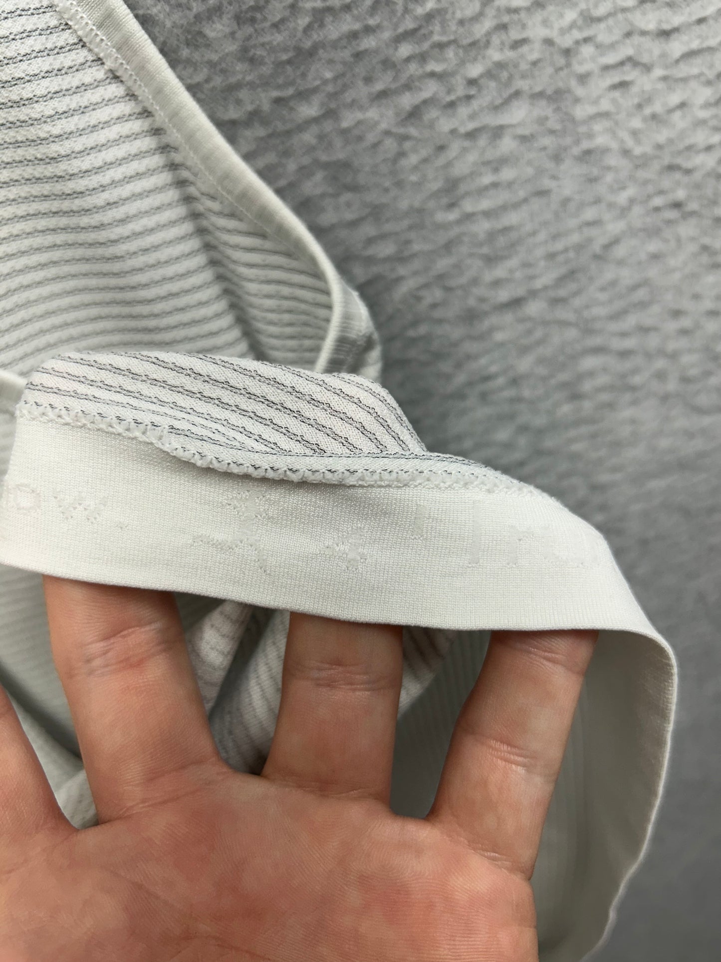 Lululemon Swiftly Tech Racerback Size 4 White