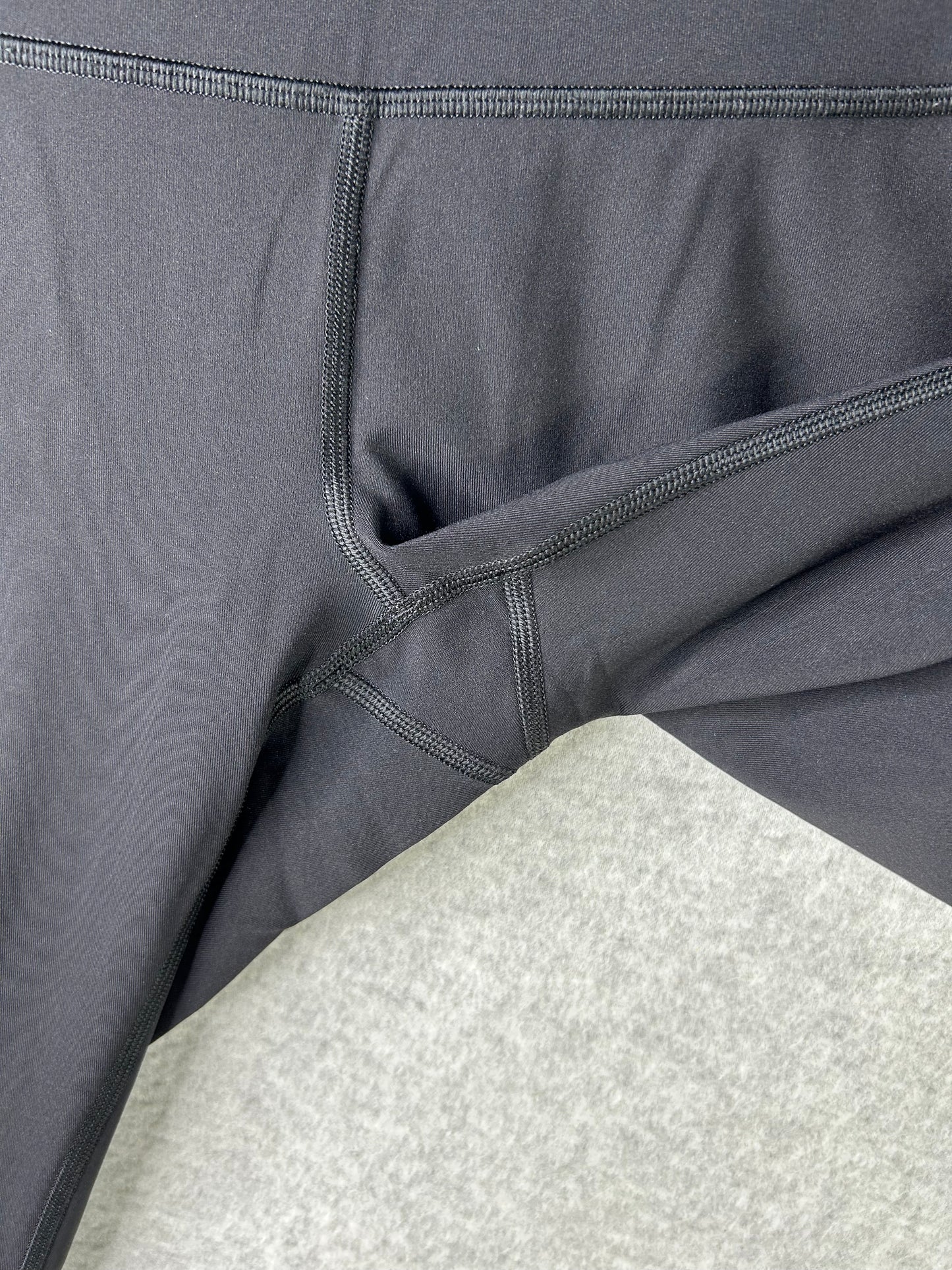 Lululemon Wunder Under High-Rise Tight 28" Full-On Luxtreme Size 6 Black