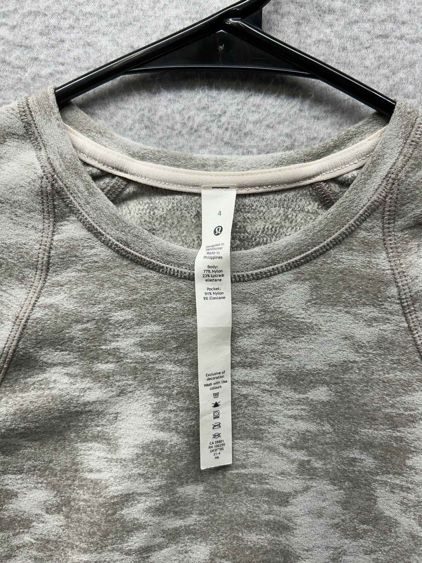 Lululemon Its Rulu Run Long Sleeve Shirt Size 4 Data Rush Mini Jacquard White Opal Rover