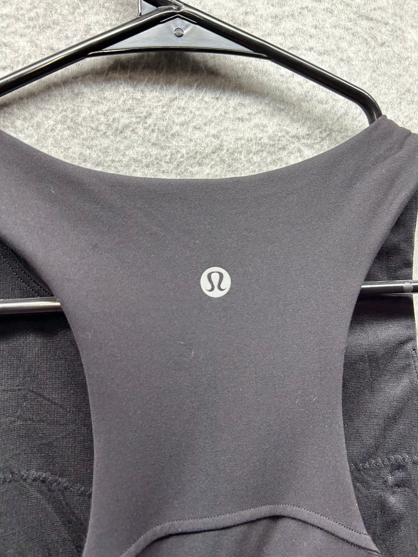 Lululemon Invigorate Training Tank Top Size 8 Black