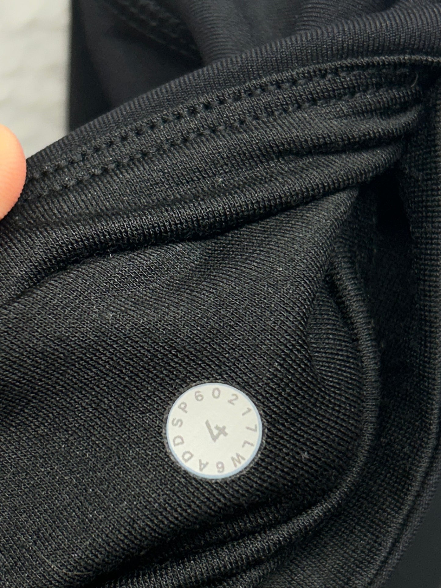 Lululemon Train Times Crop 17" Size 4 Black