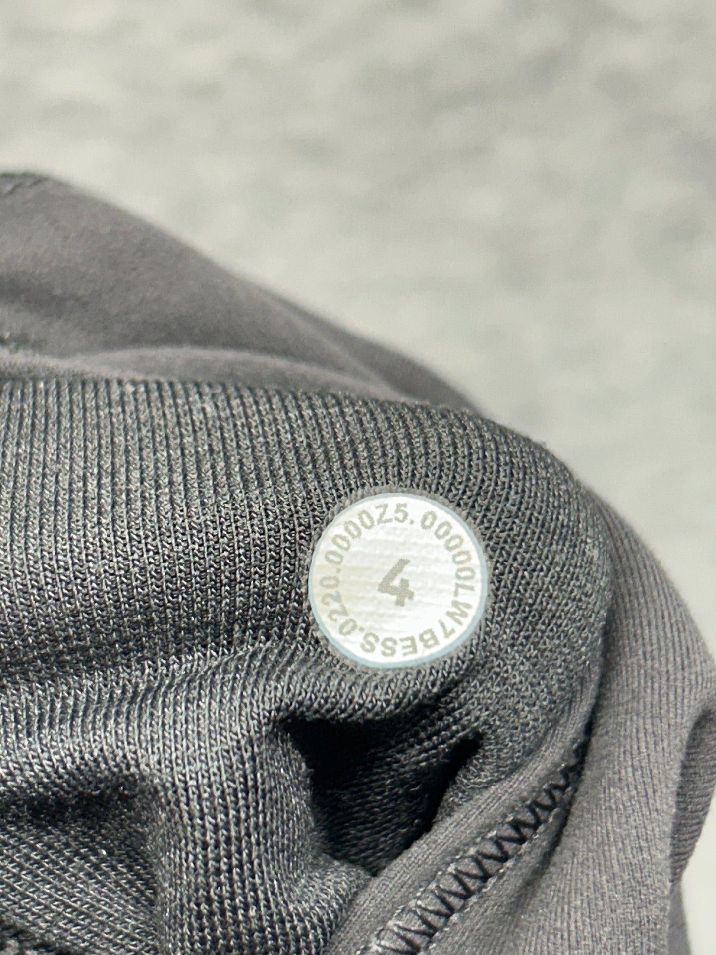 Lululemon Wunder Train High-Rise Short 6" Size 4 Warm Ash Grey