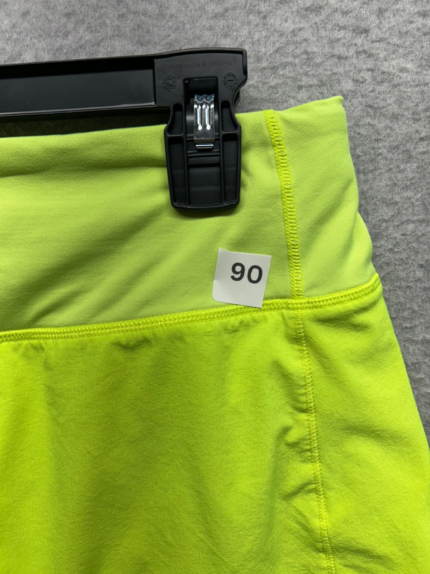 Lululemon Speed Up Mid-Rise Short 4" Size 4 Highlight Yellow