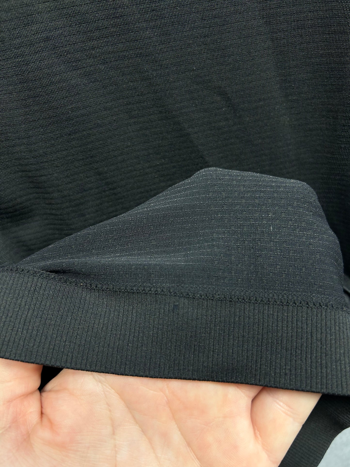 Lululemon Swiftly Relaxed-Fit Short Sleeve T-Shirt Size 4 Black