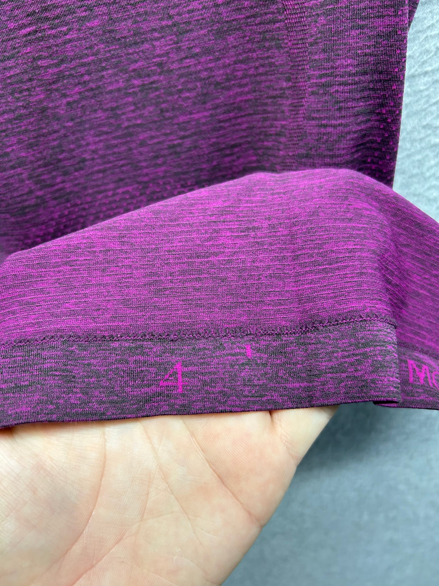 Lululemon Swiftly Tech Short Sleeve 2.0 Size 4 Ripened Raspberry