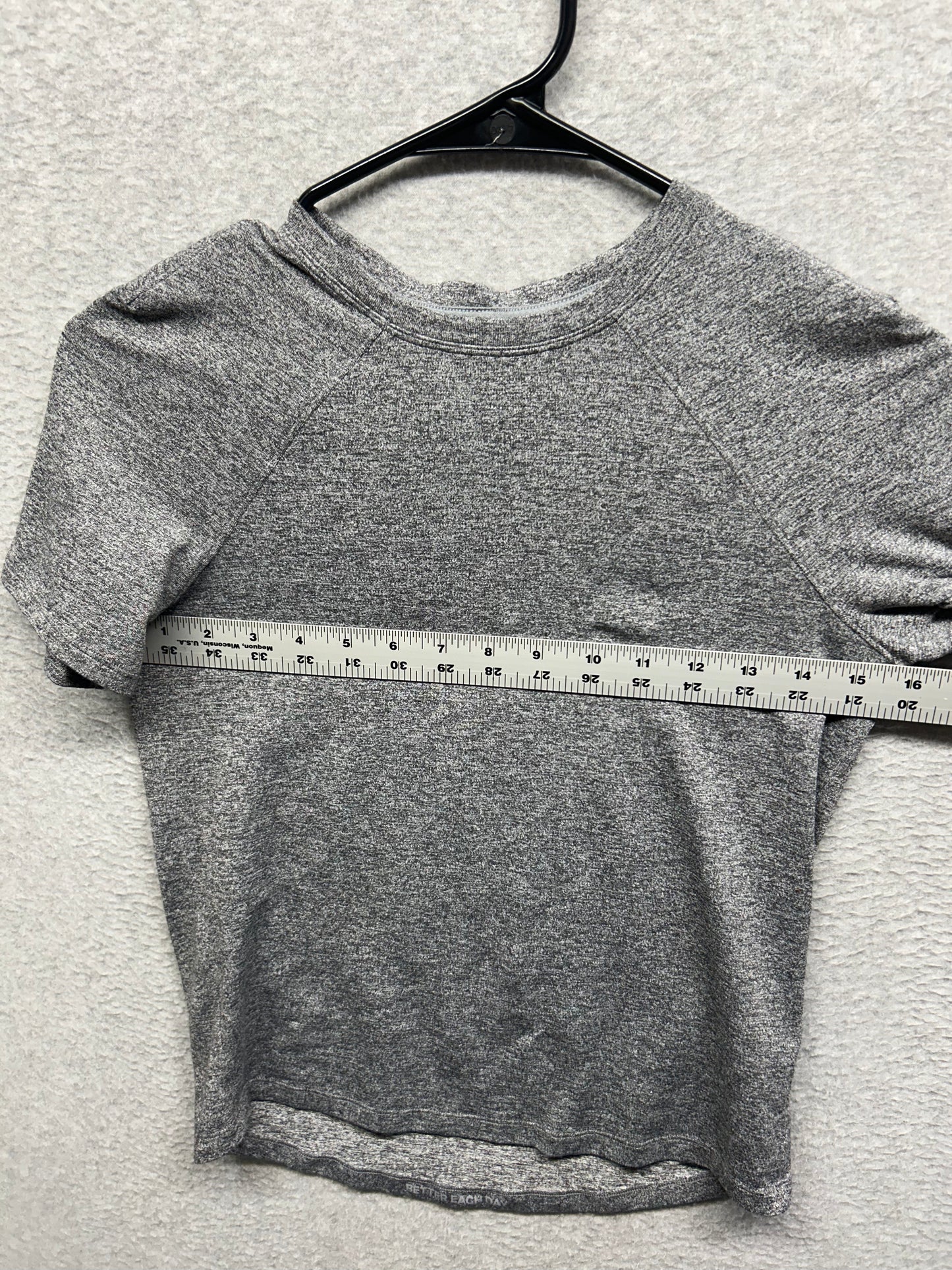 Lululemon License to Train Classic-Fit T-Shirt Size 6 Heathered Gray
