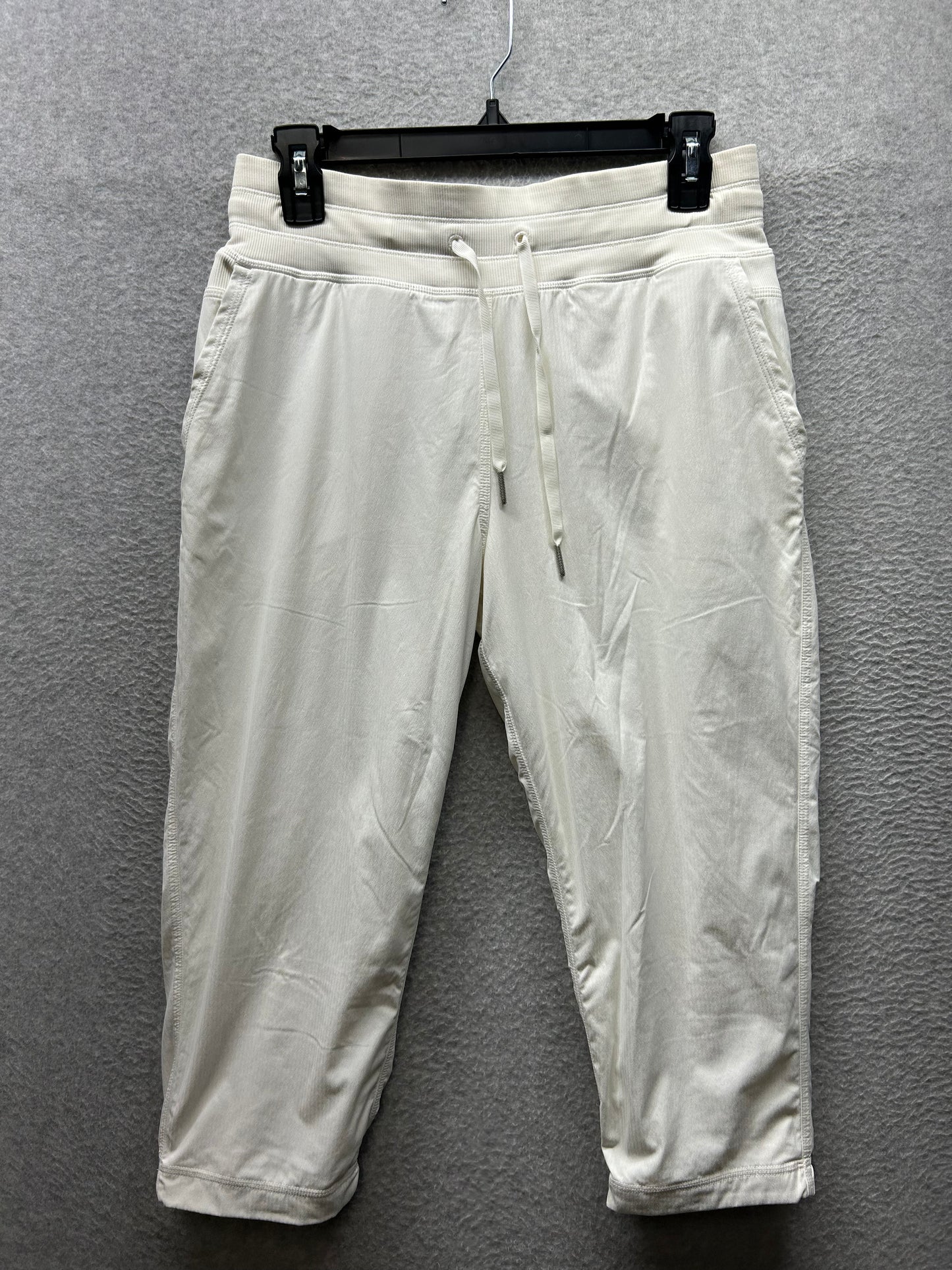 Lululemon Dance Studio Mid-Rise 20" Cropped Pant Size 6 White