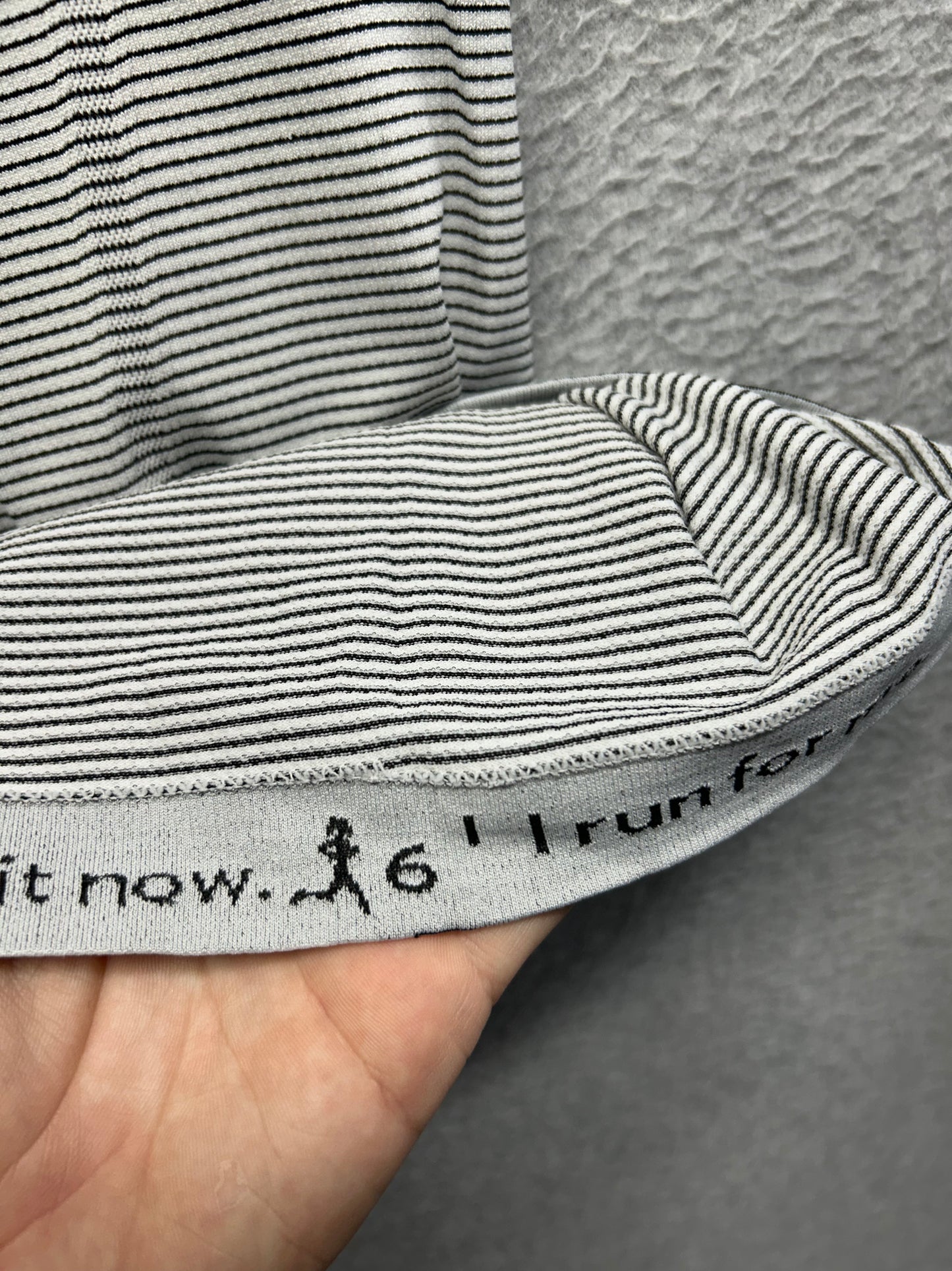 Lululemon Run: Swiftly Tech Short Sleeve Crew Size 6 Tempo Stripe White Black