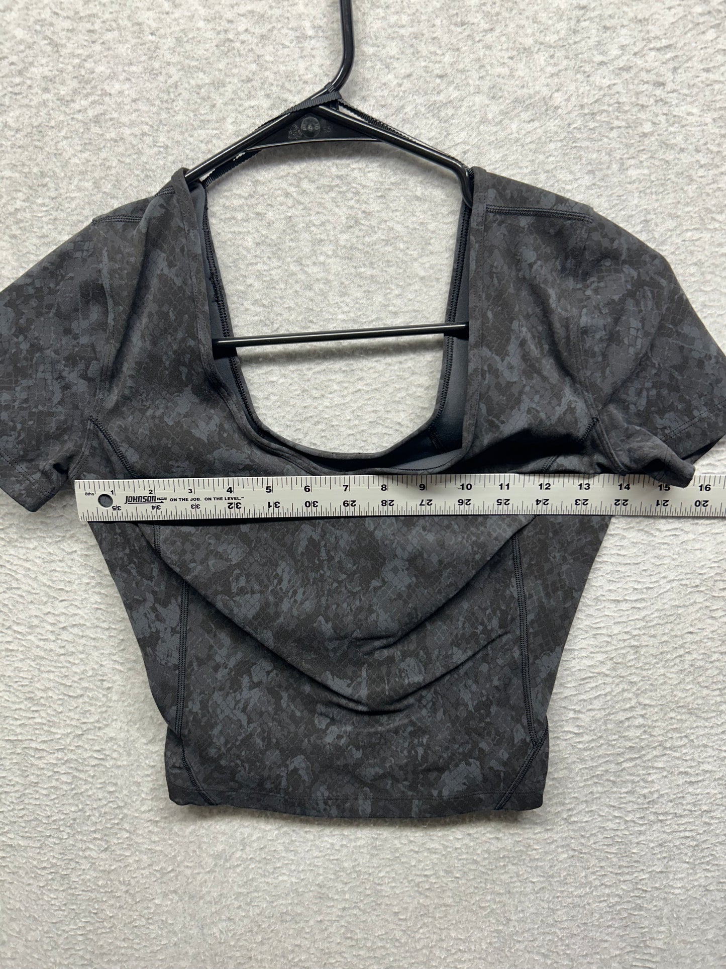 Lululemon Align T-Shirt Size 6 Hideaway Camo Deep Coal Multi