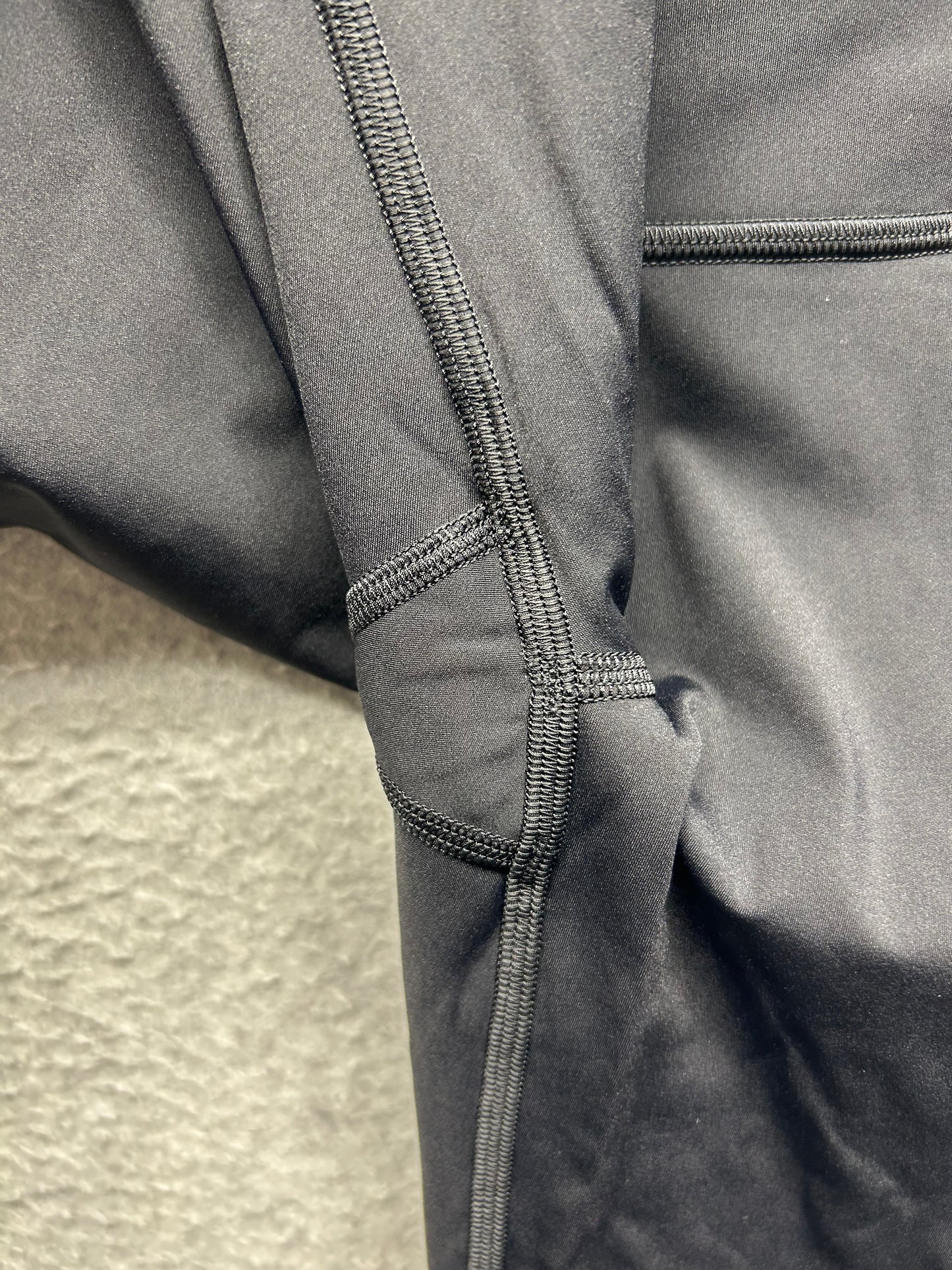 Lululemon Fast And Free Short 10" Size 6 Black
