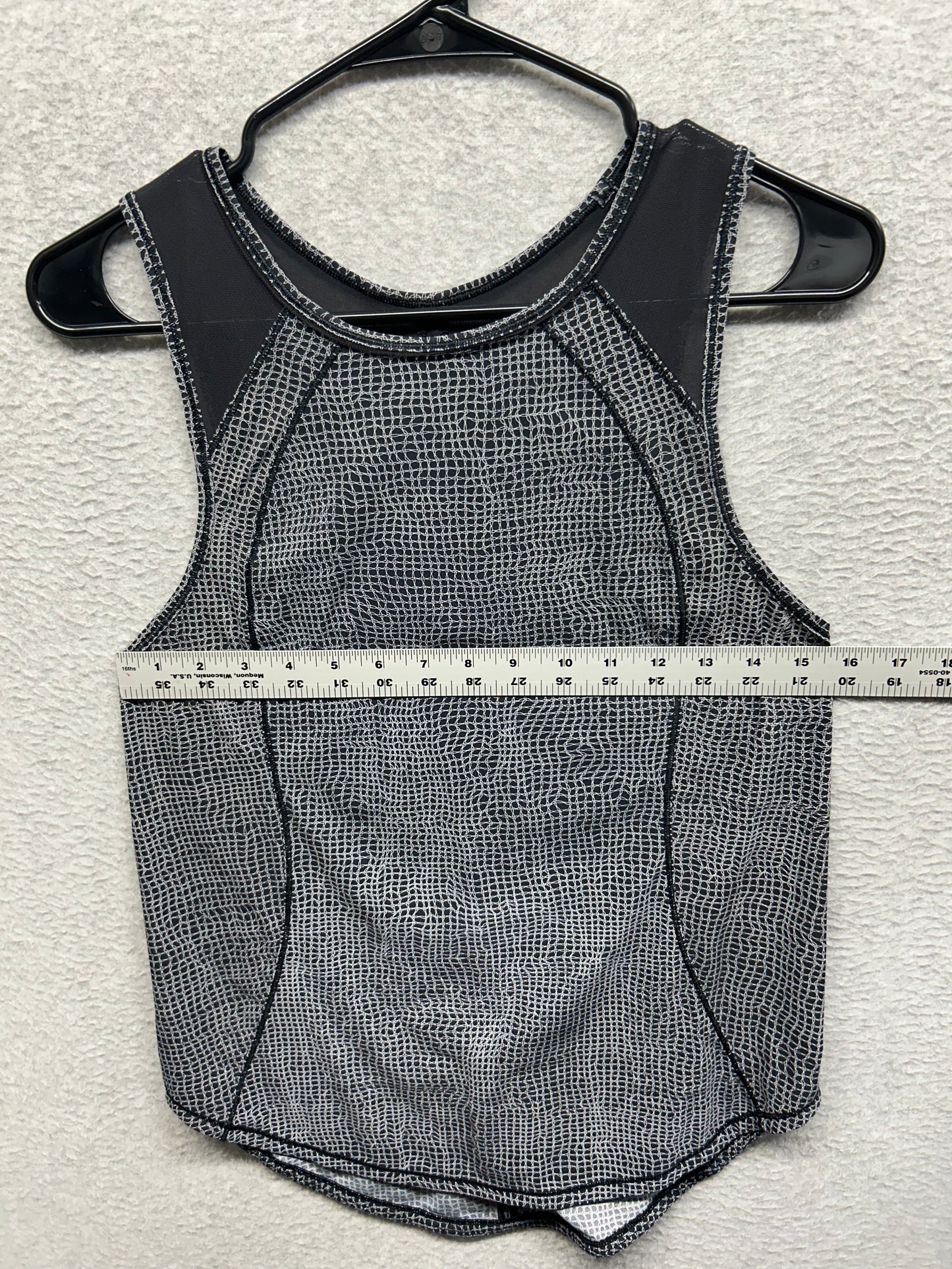 Lululemon Sculpt Tank Size 6 Fall Net White Black
