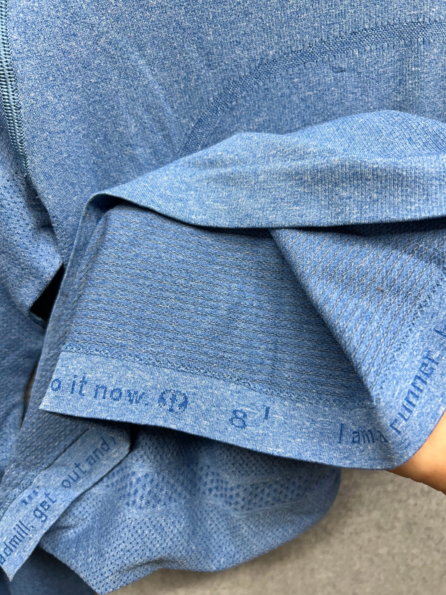 Lululemon Run: Swiftly Tech Long Sleeve Size 8 Limitless Blue