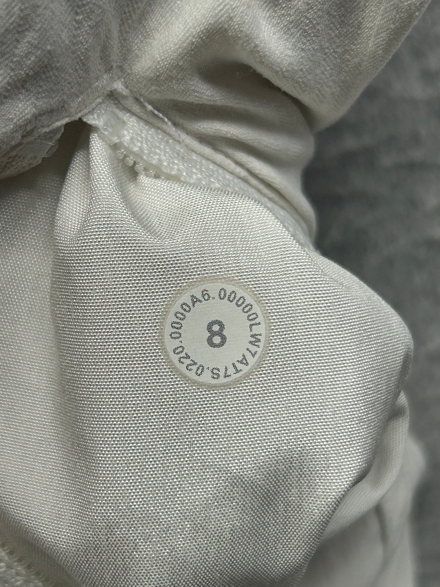 Lululemon Tracker Short V 4" Size 8 White