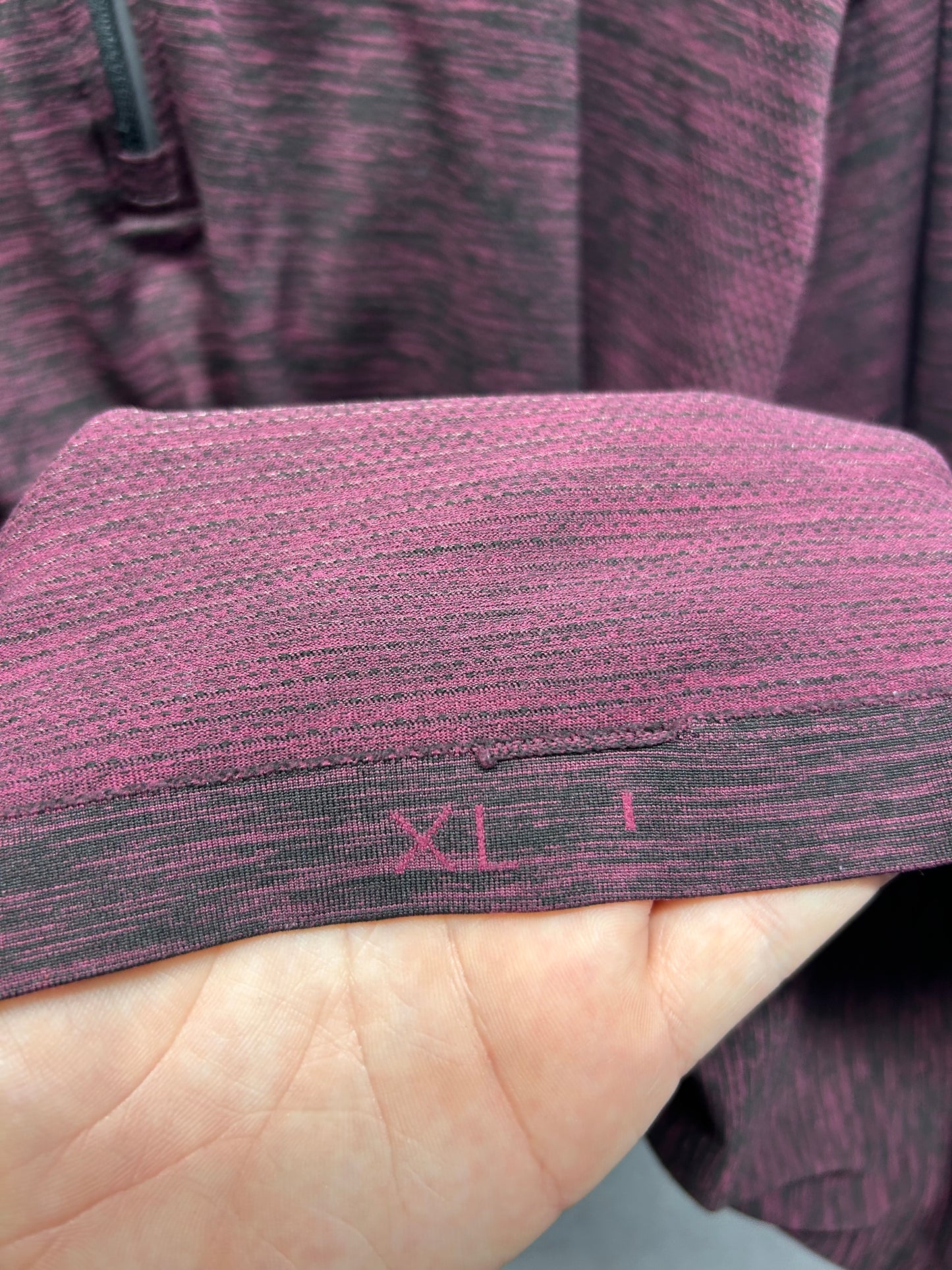 Lululemon Metal Vent Tech Long Sleeve Henley Size XL Oxblood