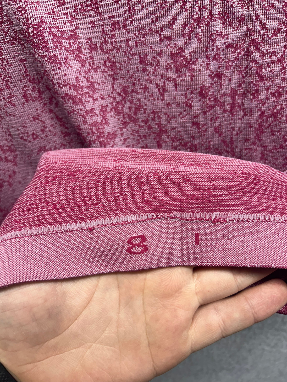 Lululemon Swiftly Tech Short Sleeve Crew Size 8 Distorted Red | Pink