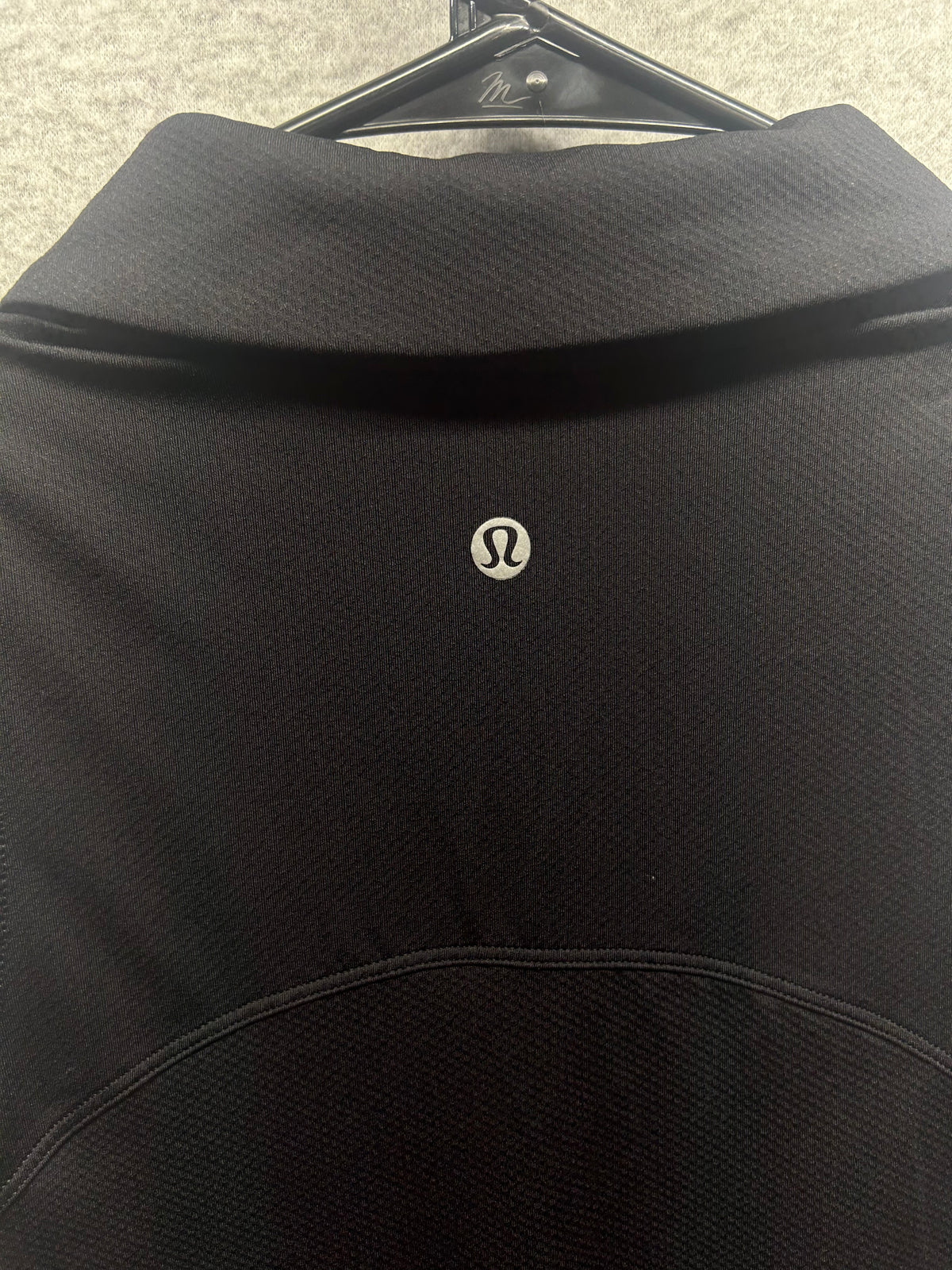Lululemon Quick-Dry Sleeveless Polo Shirt Size 6 Black
