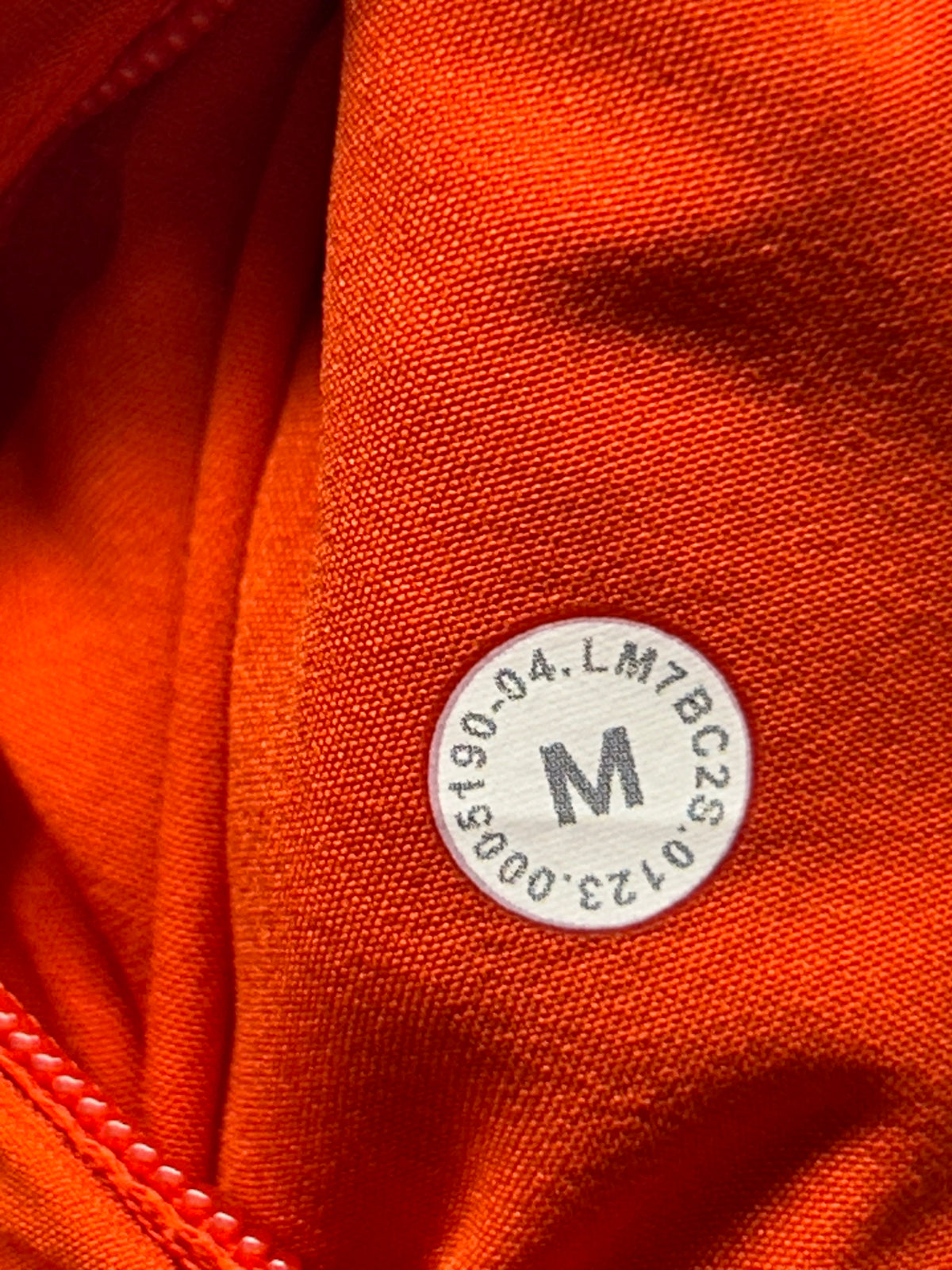 Lululemon Pace Breaker Linerless Short 5" Size Medium Orange