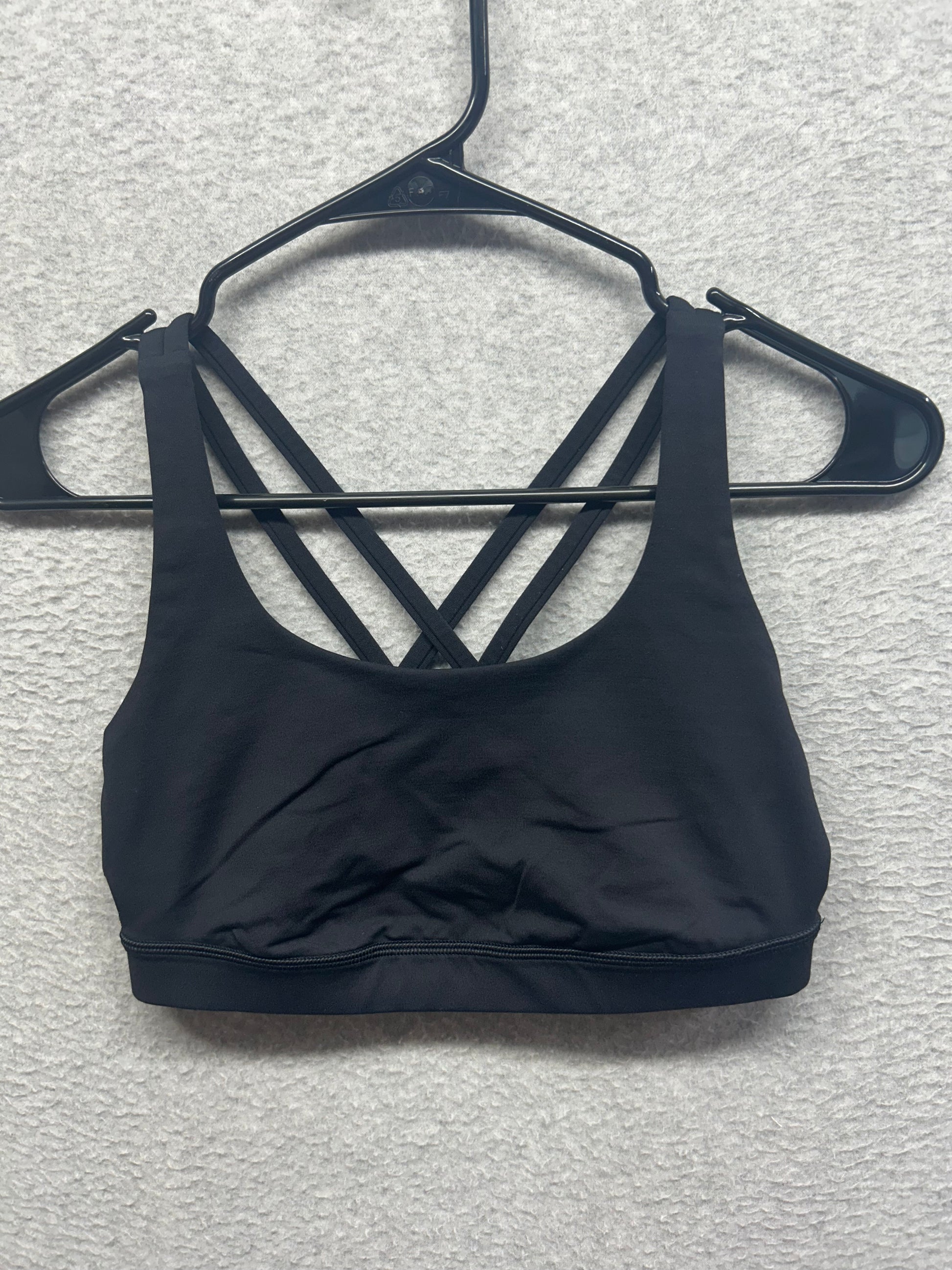 Lululemon Energy Bra Size 6 Black