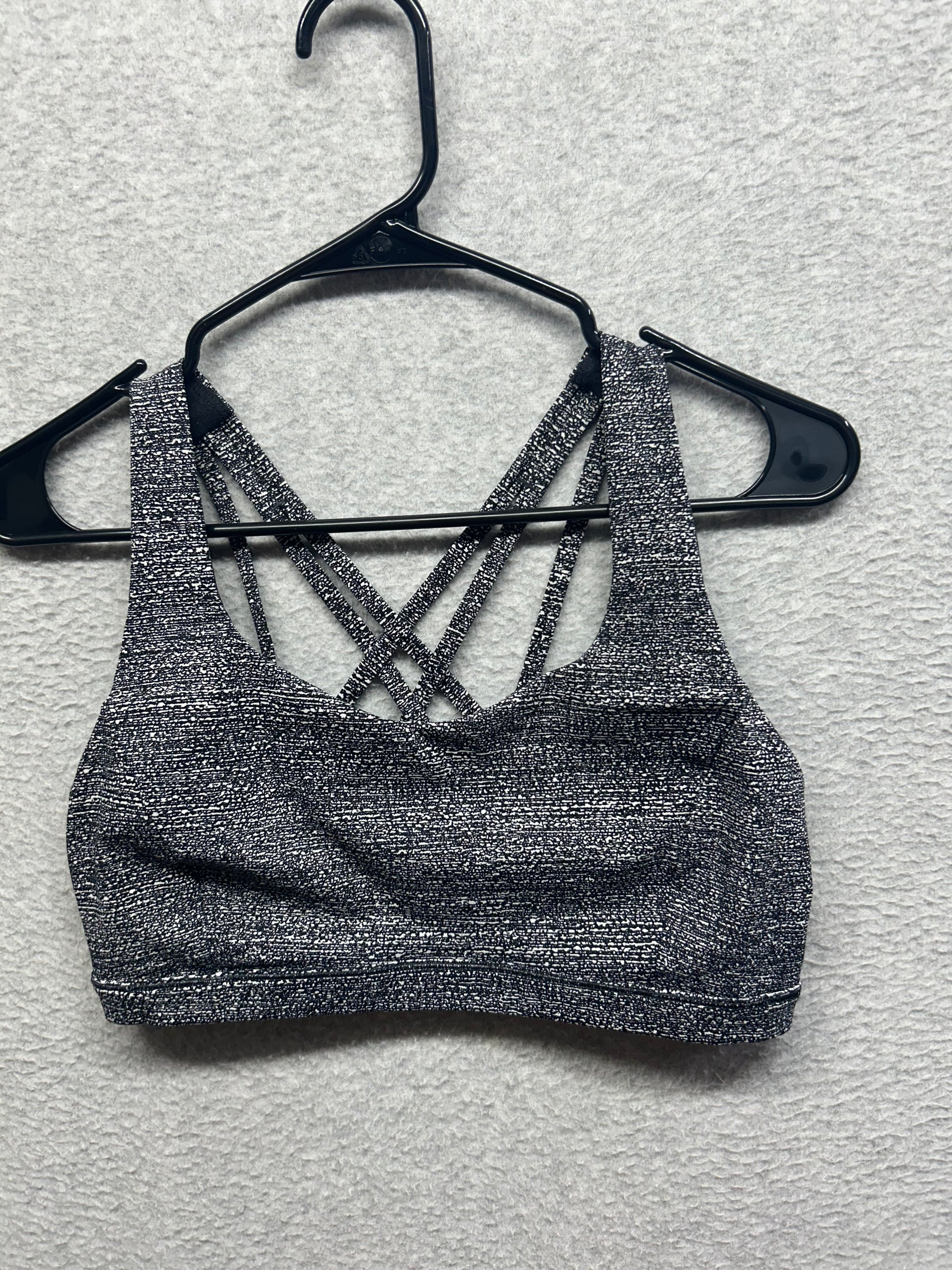 Lululemon Free To Be Serene Bra Size 10 Salt Alpine White Black