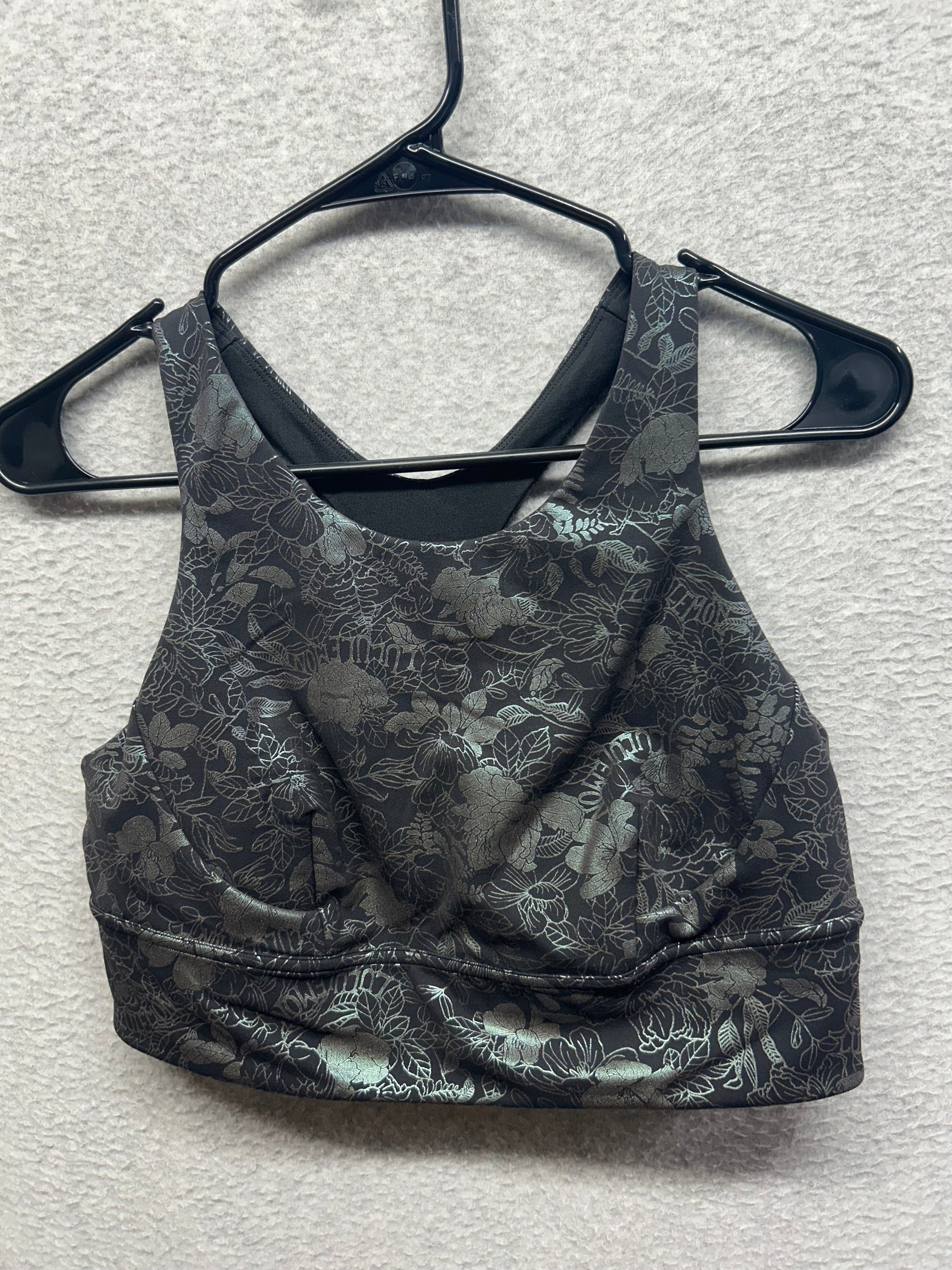 Lululemon Wunder Train Longline Bra Medium Support, C/D Cup Size 12 Logo Flourish Black Iridescent Foil