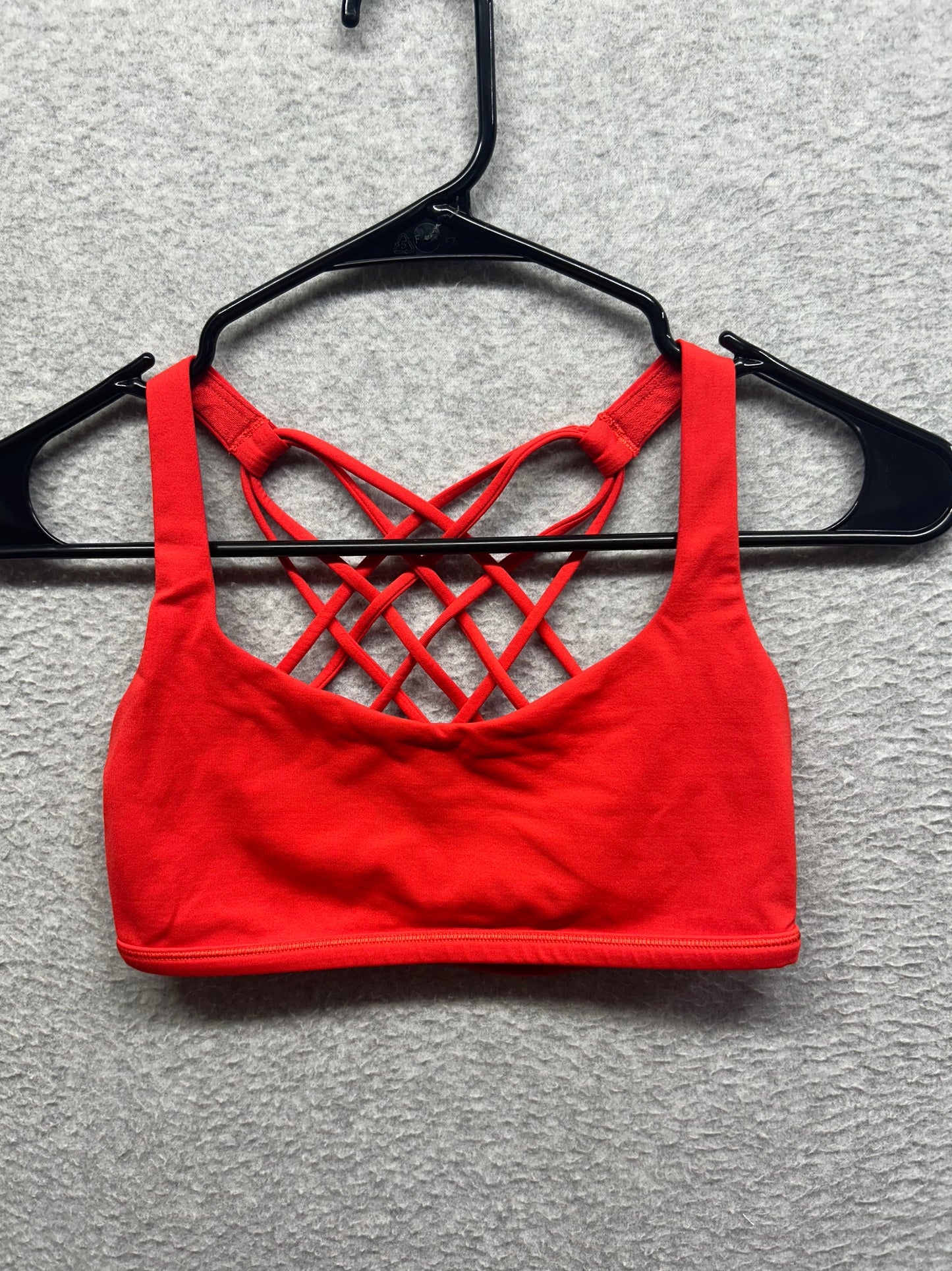 Lululemon Free To Be Bra Wild Size 4 Thermal Red
