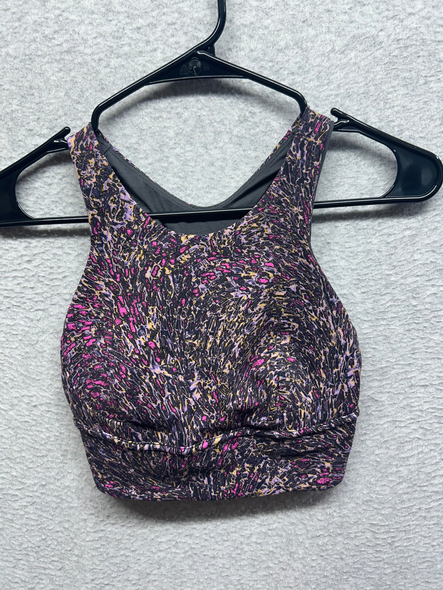 Lululemon Wunder Train Long-Line Bra Medium Support, C/D Cups Size 4 Topography Multi