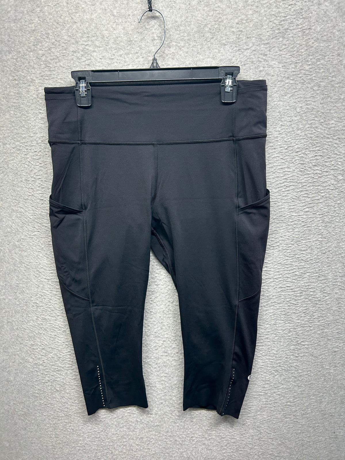 Lululemon Fast & Free Crop II Nulux 19" Size 12 Black