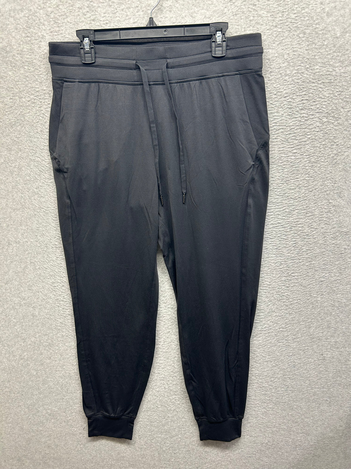 Lululemon Ready to Rulu High-Rise Jogger Size 12 Black