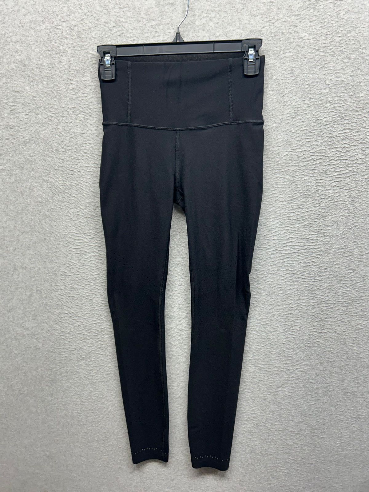 Lululemon Zoned In Tight 27" Size 6 Black (First Release)